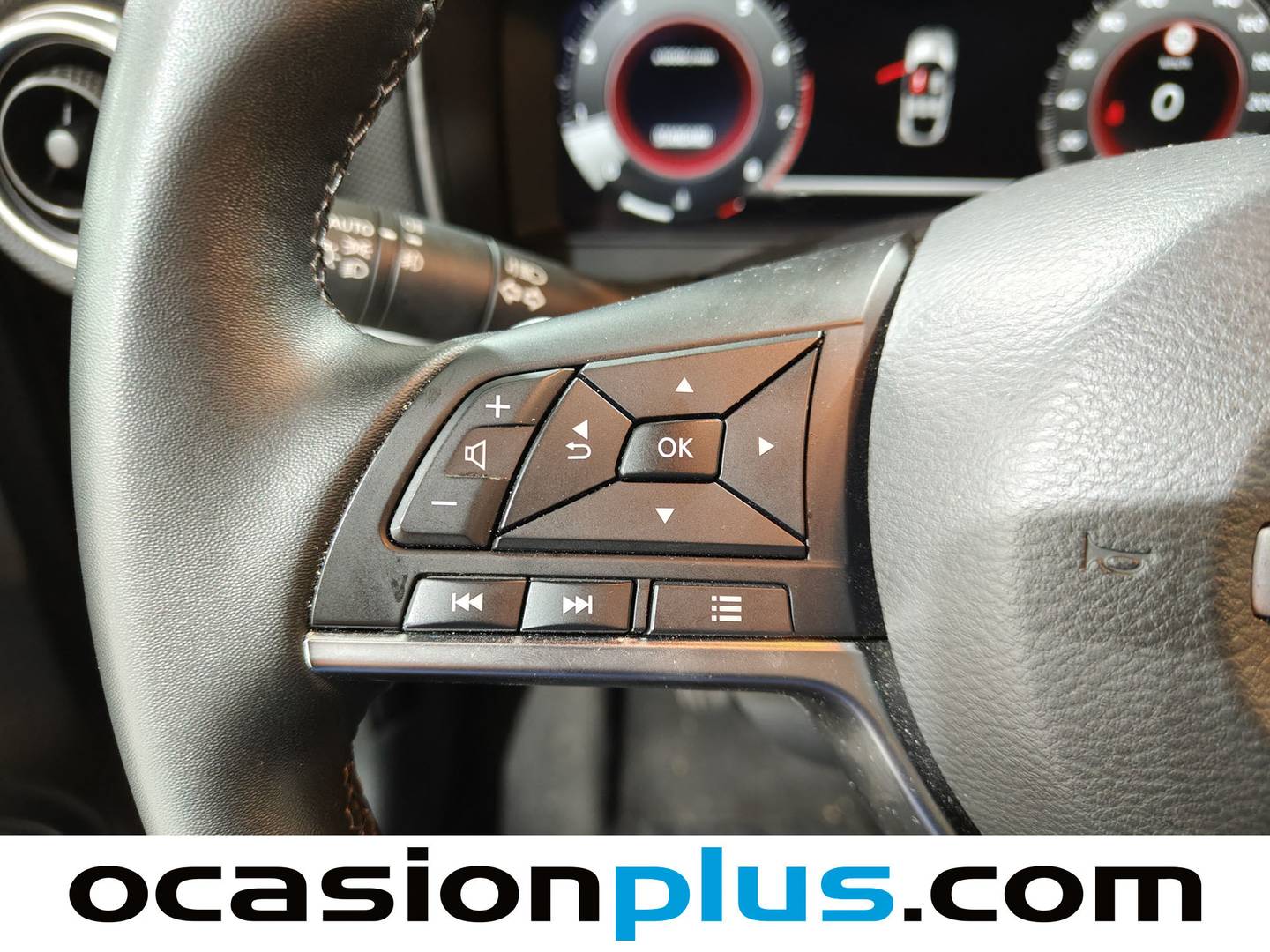 Foto Nissan JUKE Nissan Juke DIG-T N-Connecta 4x2 (114 CV)