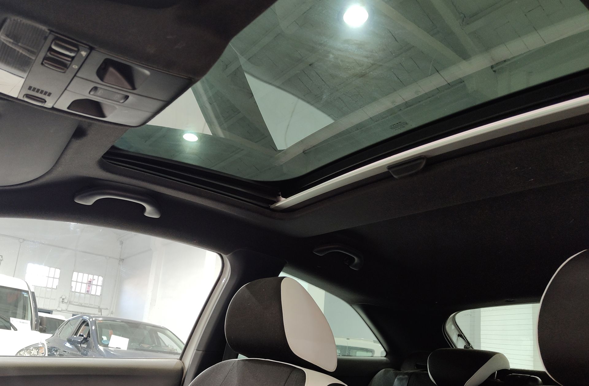 SEAT Ibiza SC 1.4 TSI Cupra DSG - foto 7