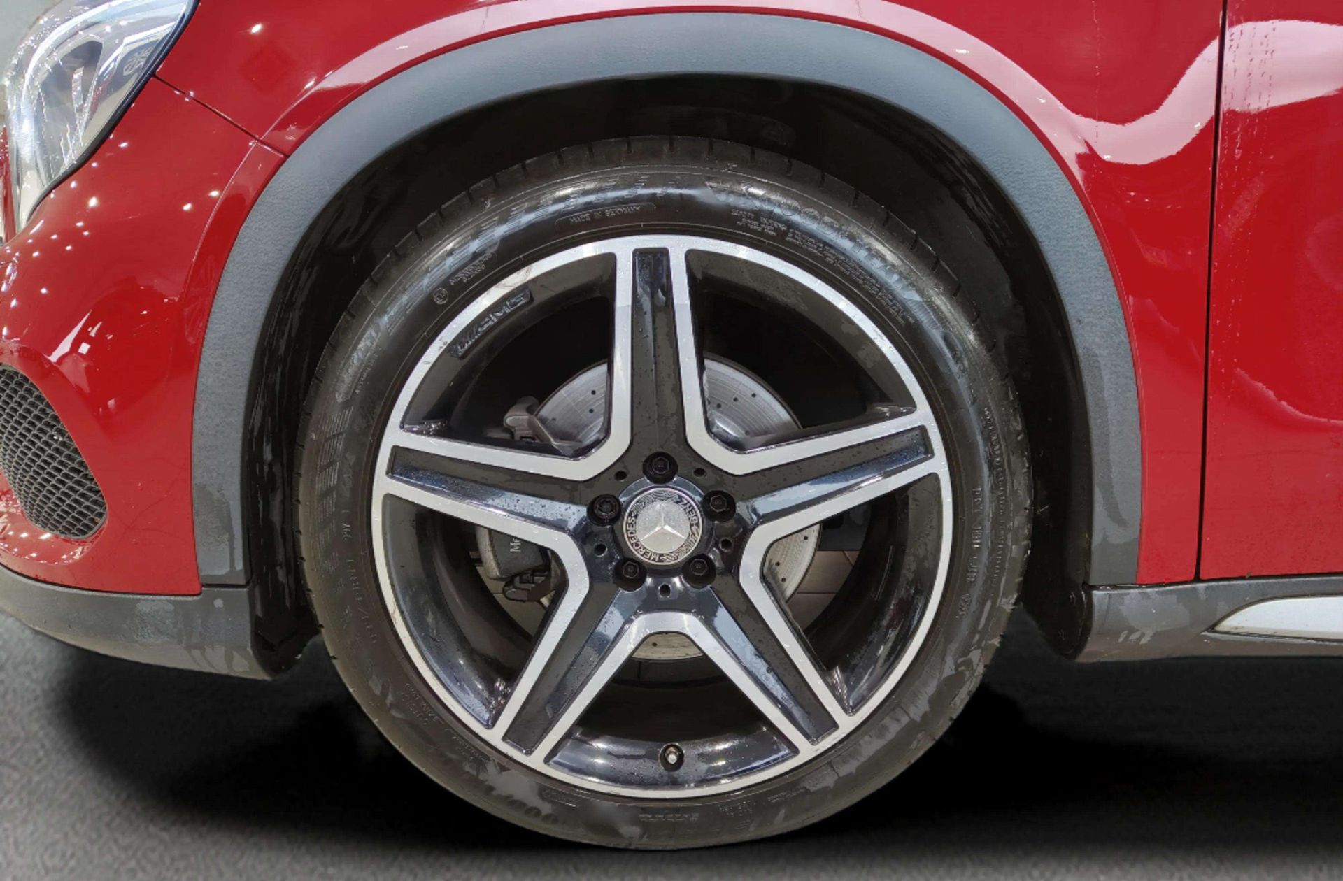 Mercedes-Benz GLA 220 d AMG Line 4Matic - foto 35
