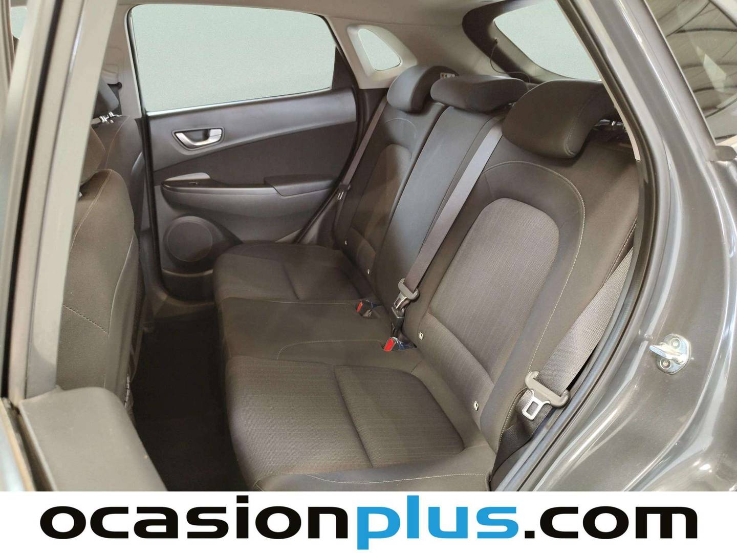Foto asientos traseros Hyundai Kona Hyundai Kona 1.6 GDI HEV Tecno 2C DCT (141 CV)
