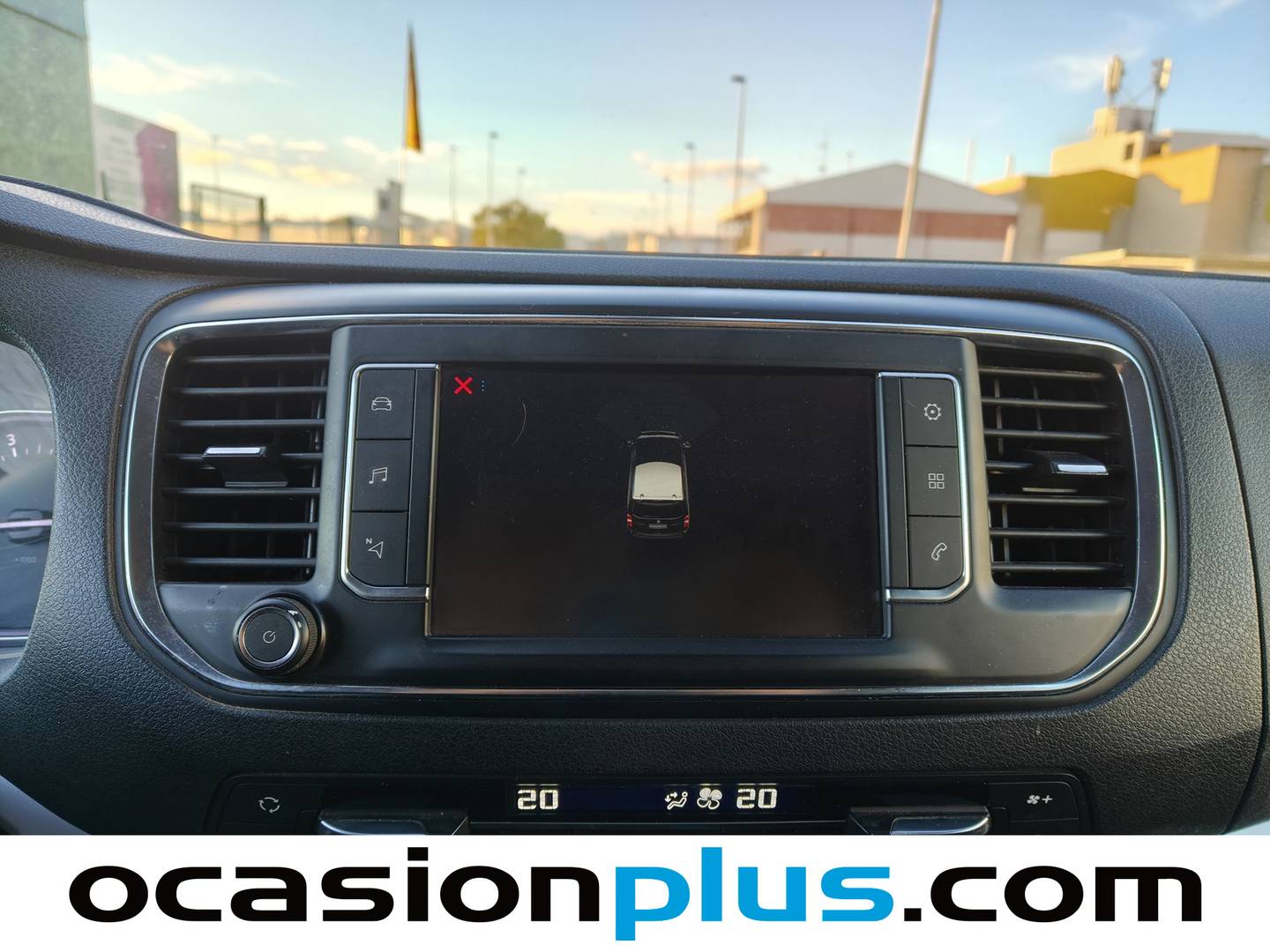 Foto Peugeot Traveller Peugeot Traveller 2.0 BlueHDi Business Standard (150 CV) 9 PLAZAS