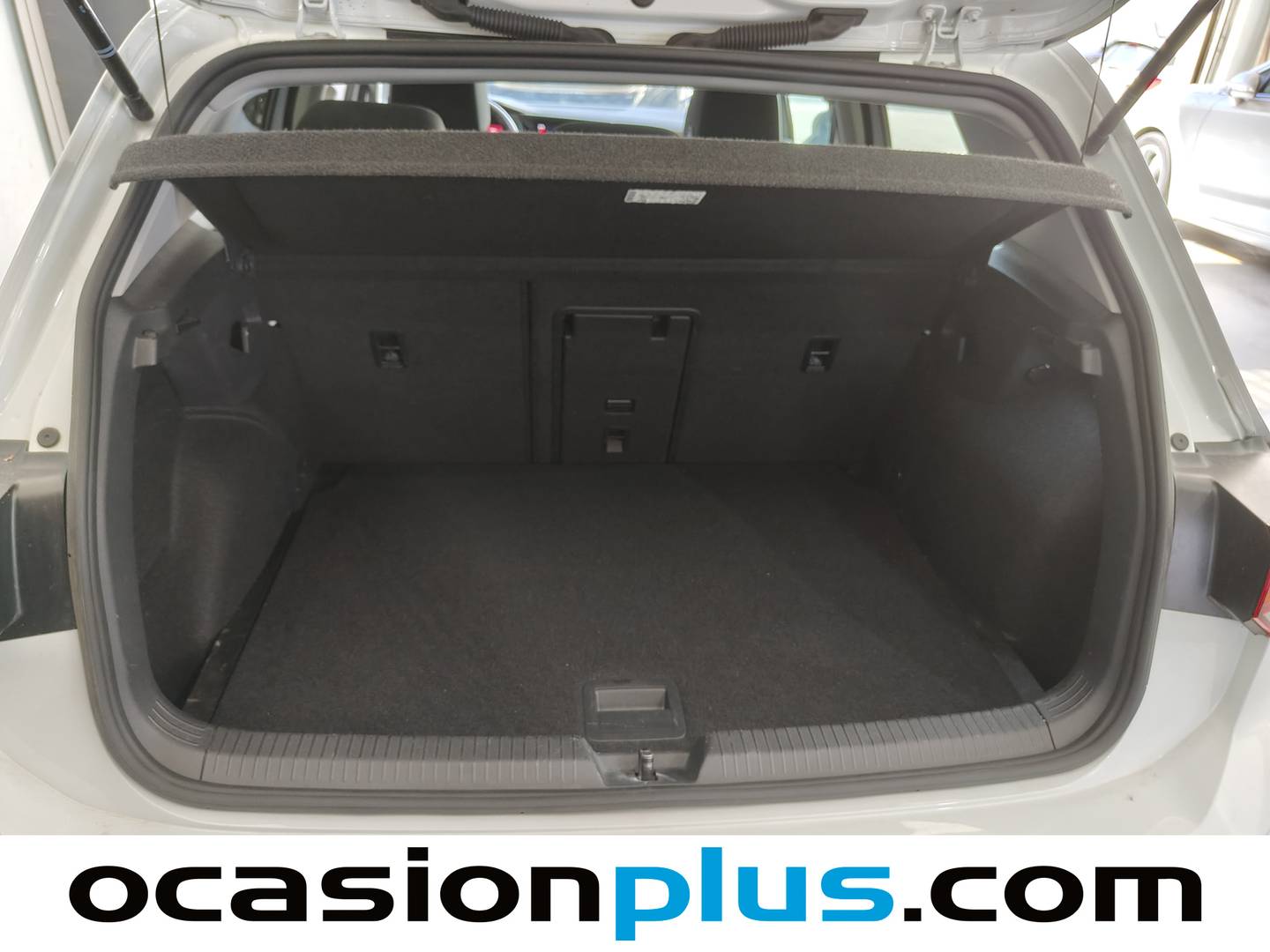 Fotos maletero Volkswagen Golf Volkswagen Golf Life 2.0 TDI (115 CV)