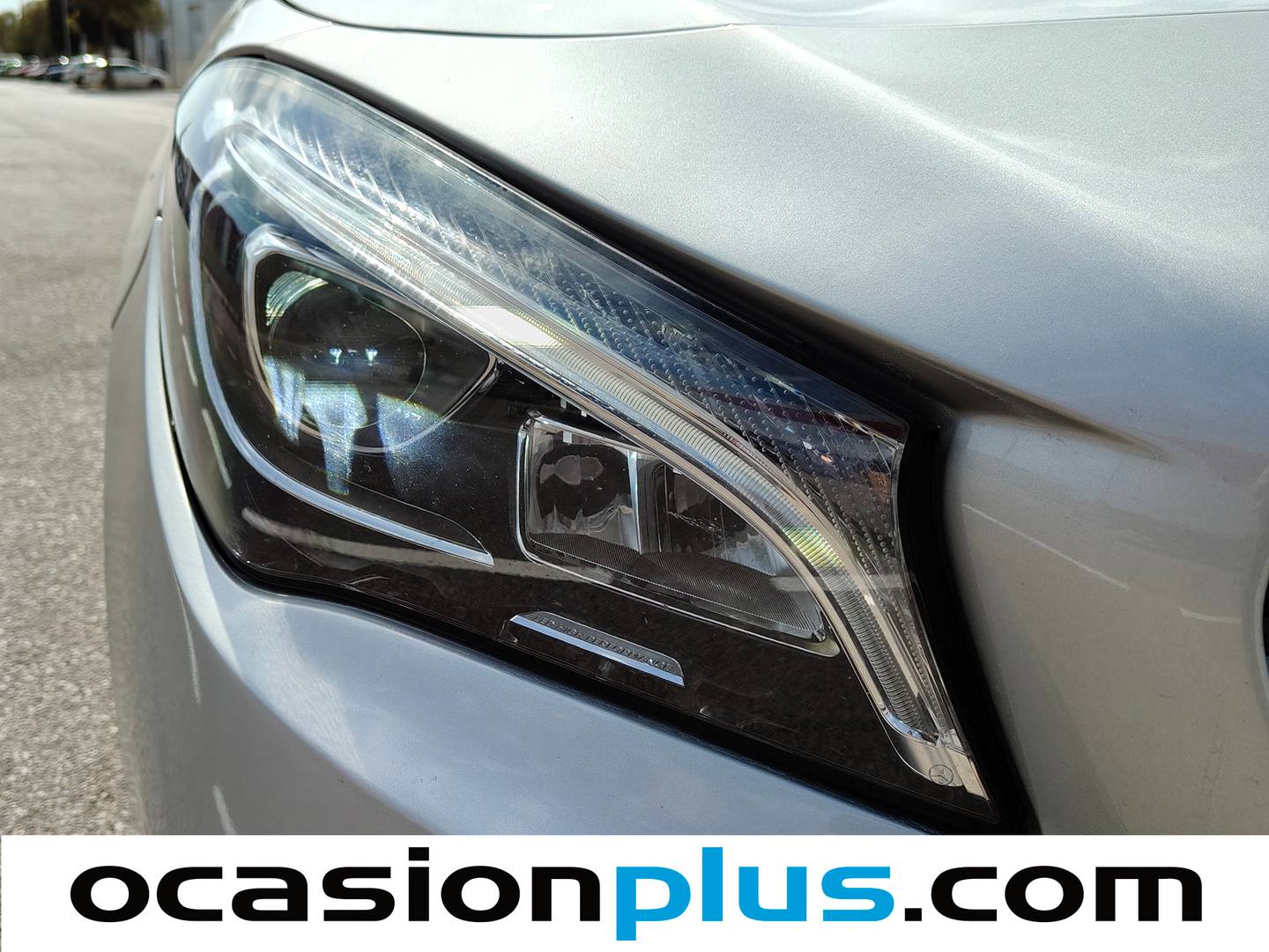 Equipamiento del Mercedes CLA Mercedes CLA Shooting Brake 200 d (136 CV)