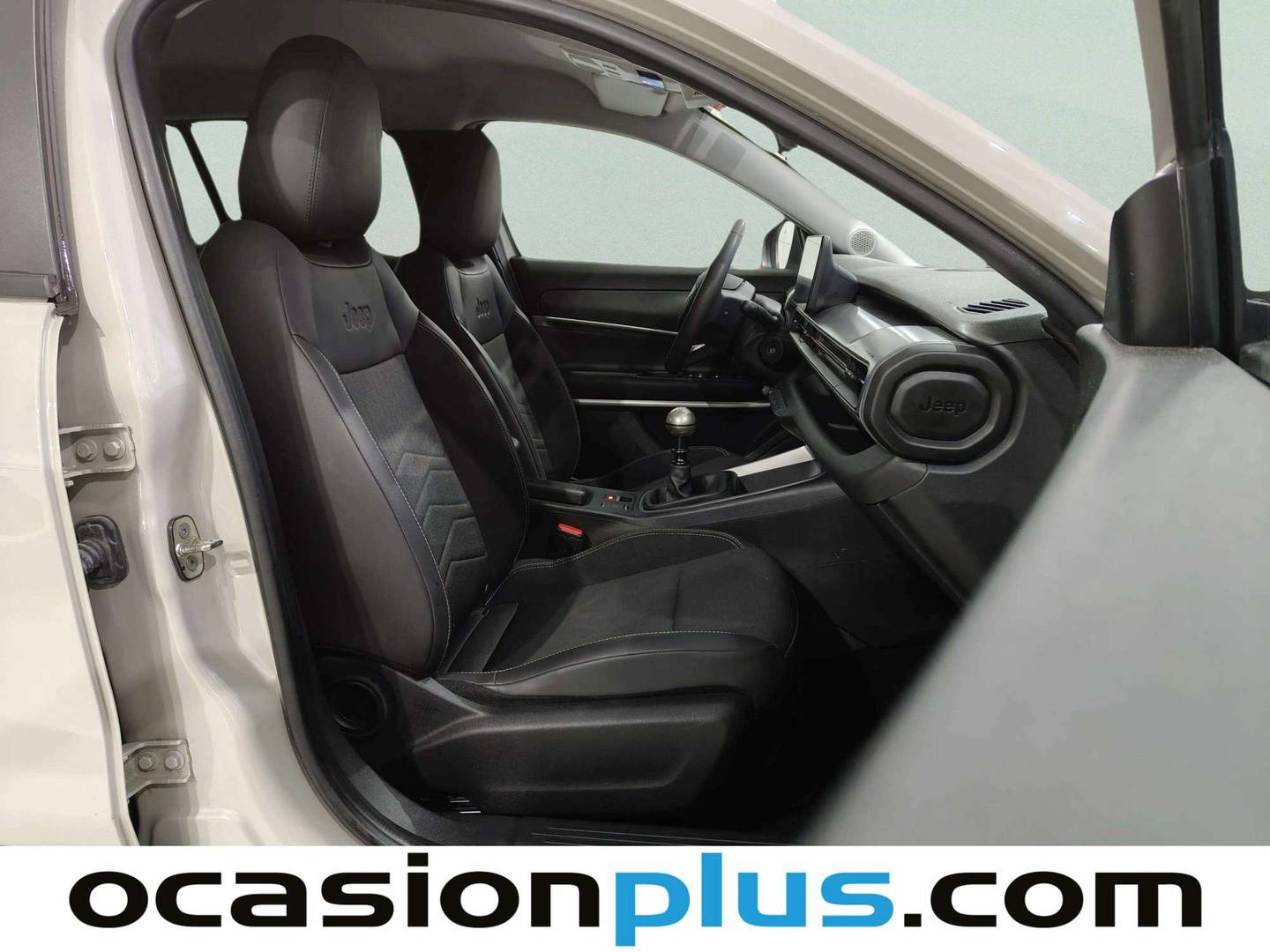 Foto Jeep Avenger Jeep Avenger 1.2 G Altitude (100 CV)