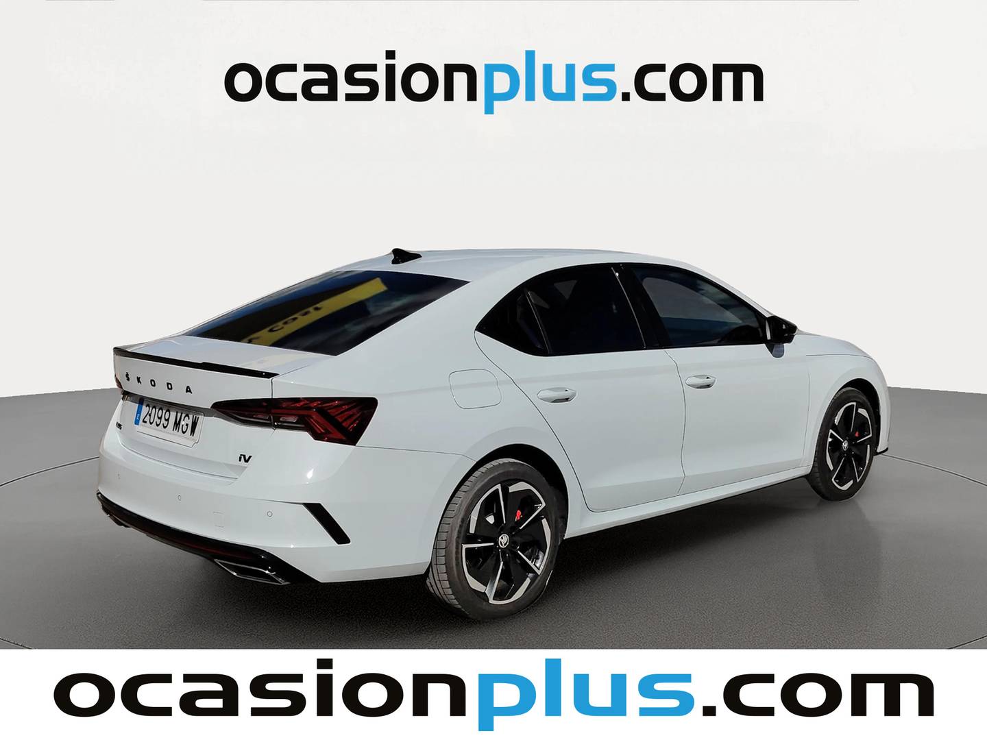 Foto trasera Skoda Octavia Skoda Octavia 1.4 TSI PHEV RS DSG (245 CV) derecha