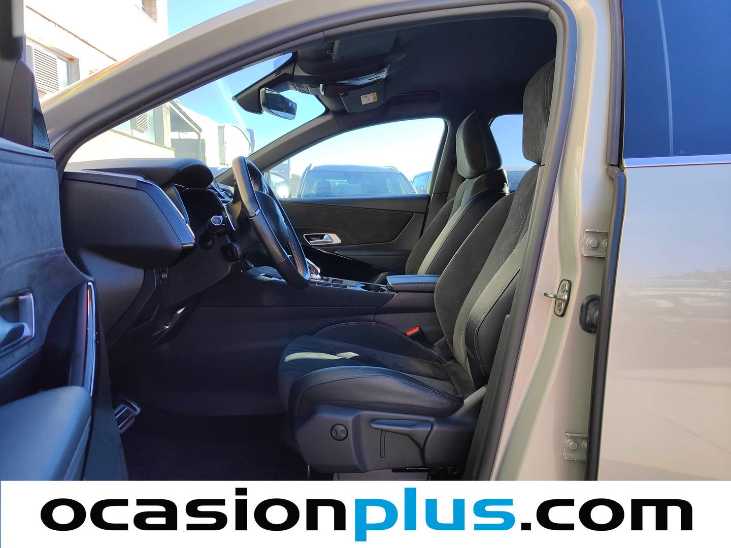 Foto DS DS 7 Crossback DS DS7 Crossback PureTech 180 Performance Line Auto (180 CV)