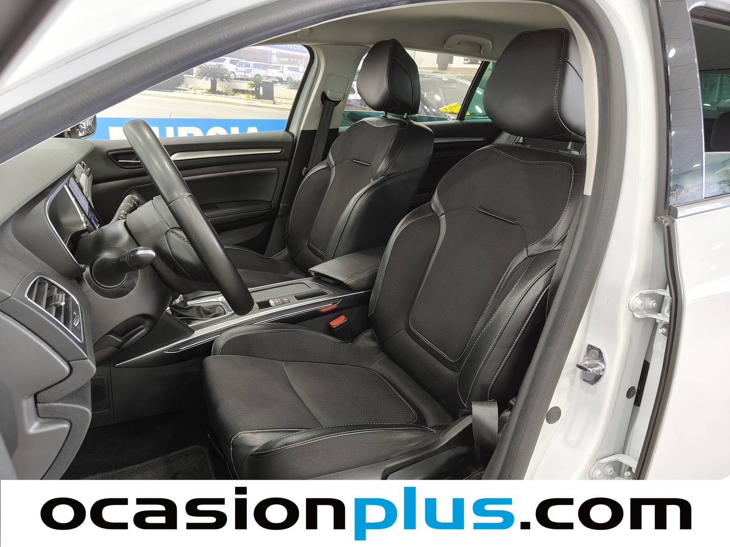 Foto asientos delanteros Renault Mégane Renault Megane Sport Tourer Techno TCe (140 CV) EDC GPF