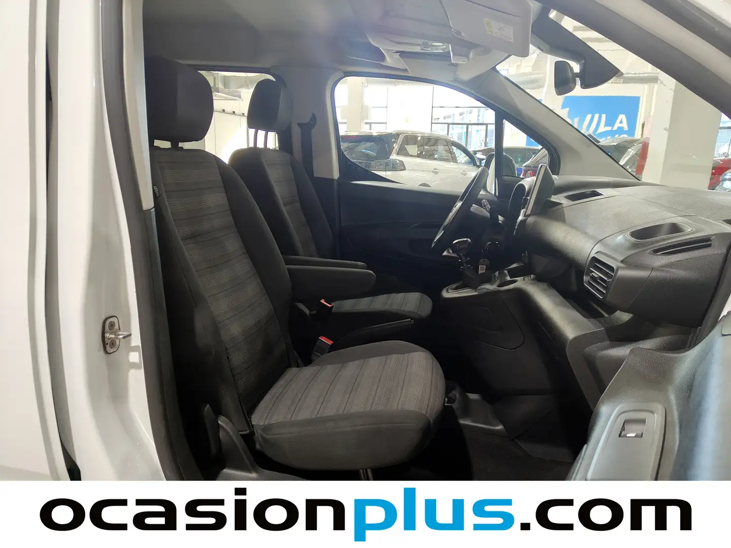 Foto Opel Combo Life Opel Combo Life 1.5 TD Business Edition Plus L1 (102 CV)