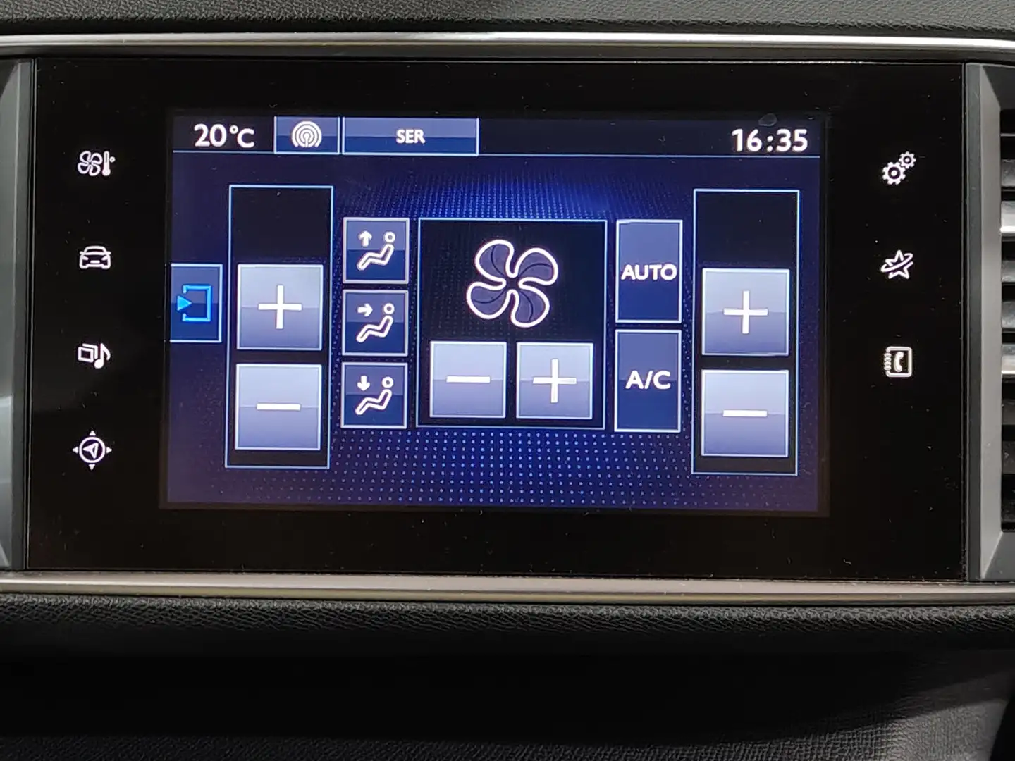 Foto Peugeot 308 Peugeot 308 BlueHDI 150 Allure (150 CV)