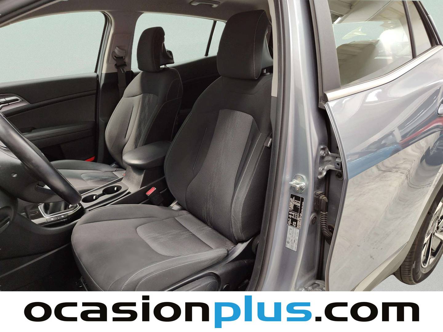 Foto asientos delanteros KIA Sportage Kia Sportage 1.6 CRDi Business 4x2 (136 CV)