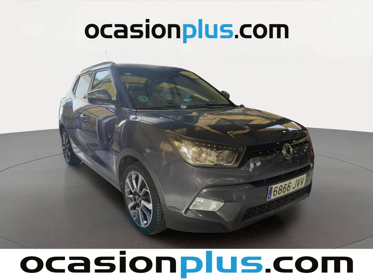Foto delantera SsangYong Tivoli SsangYong Tivoli D16T Limited 4x2 (115 CV) derecha