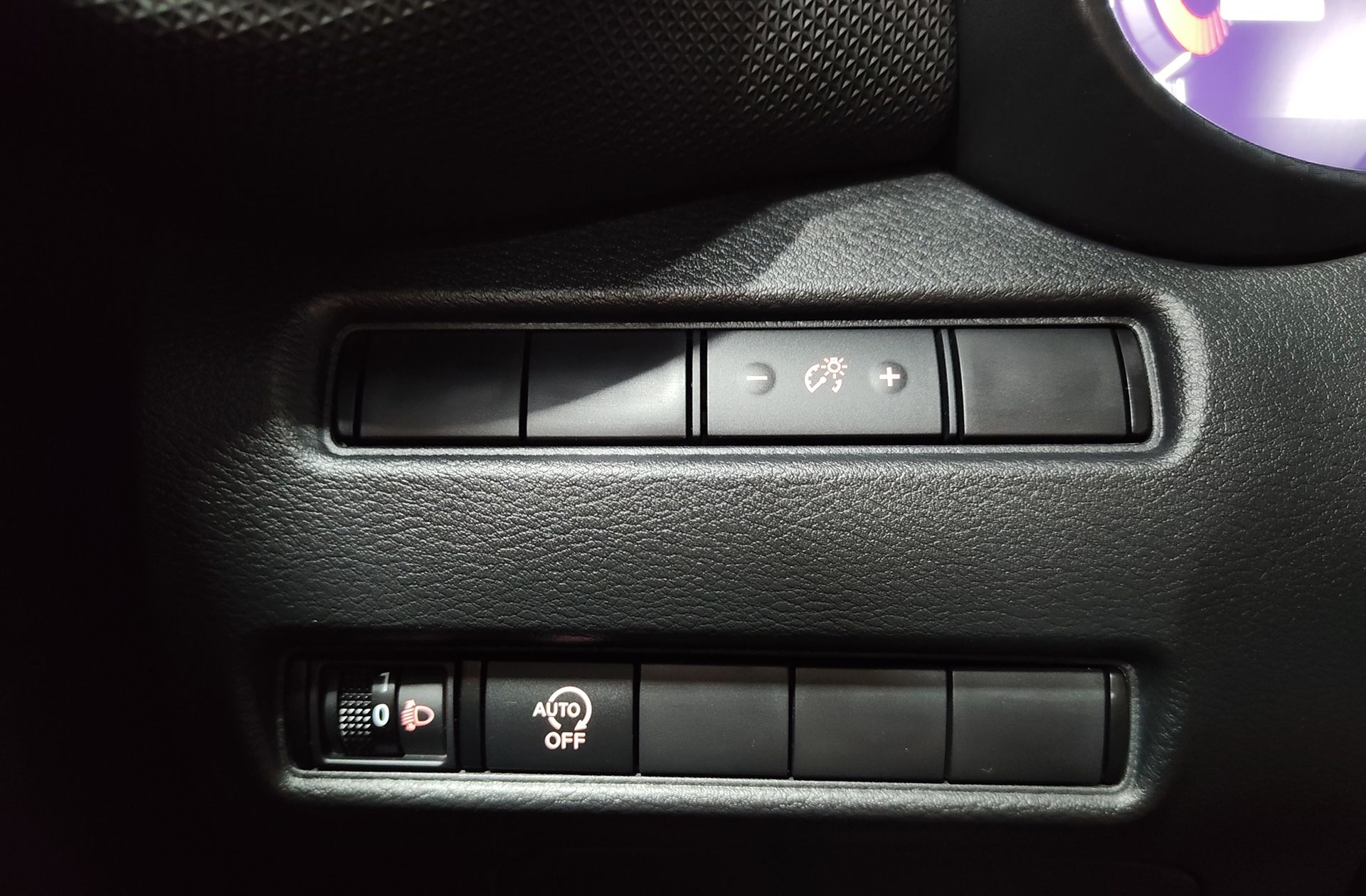 Nissan Juke DIG-T N-Connecta 4x2 DCT - foto 25