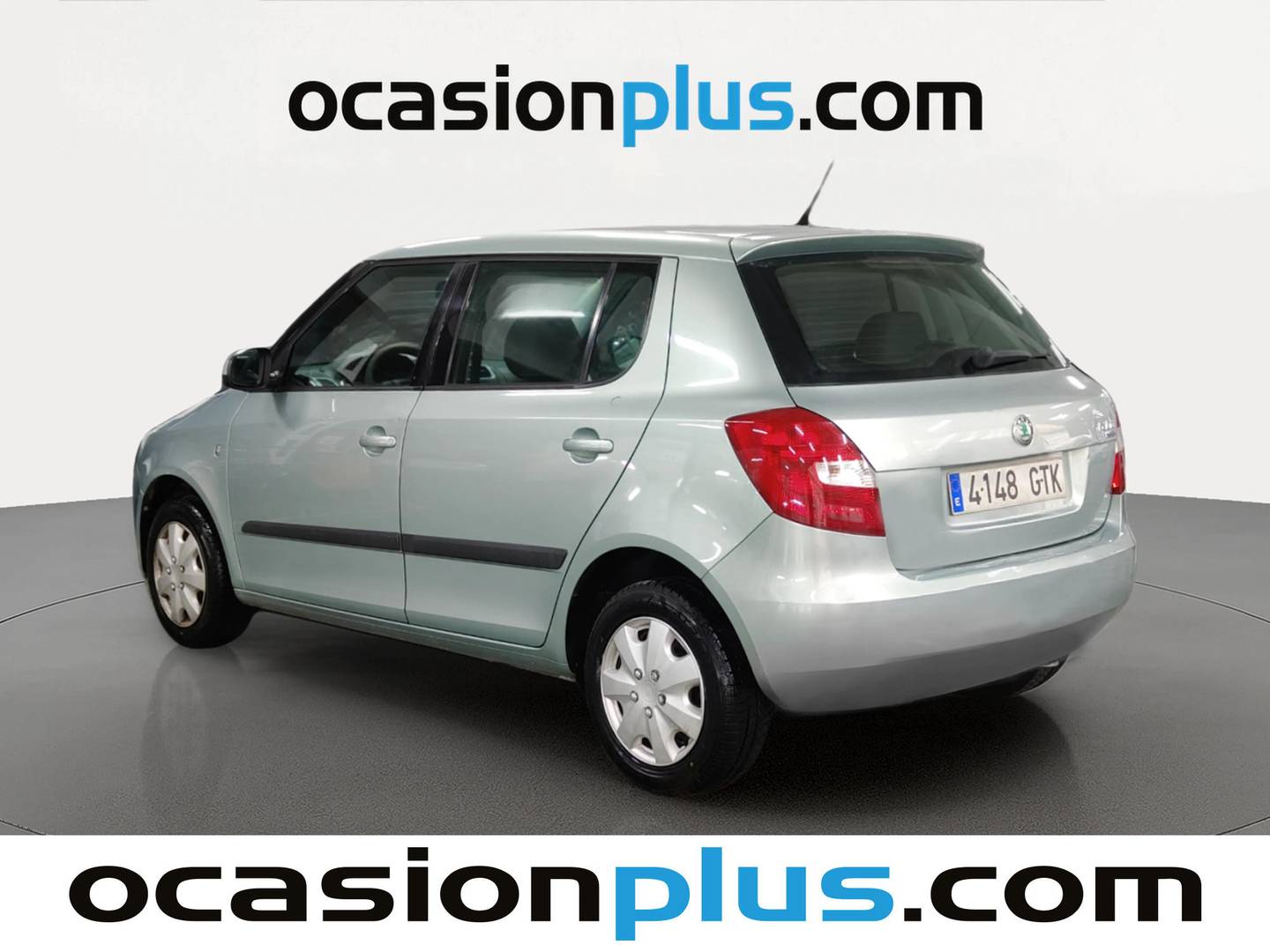 Foto trasera Skoda Fabia Skoda Fabia 1.4 TDI Young (70 CV) izquierda