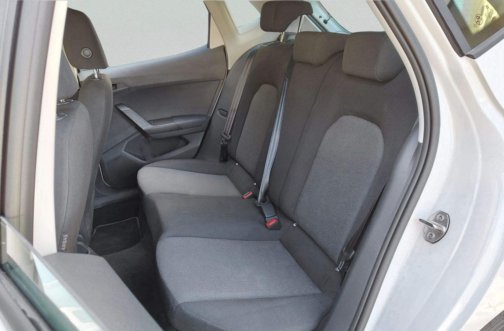 SEAT Ibiza 1.0 MPI Reference XM - foto 11
