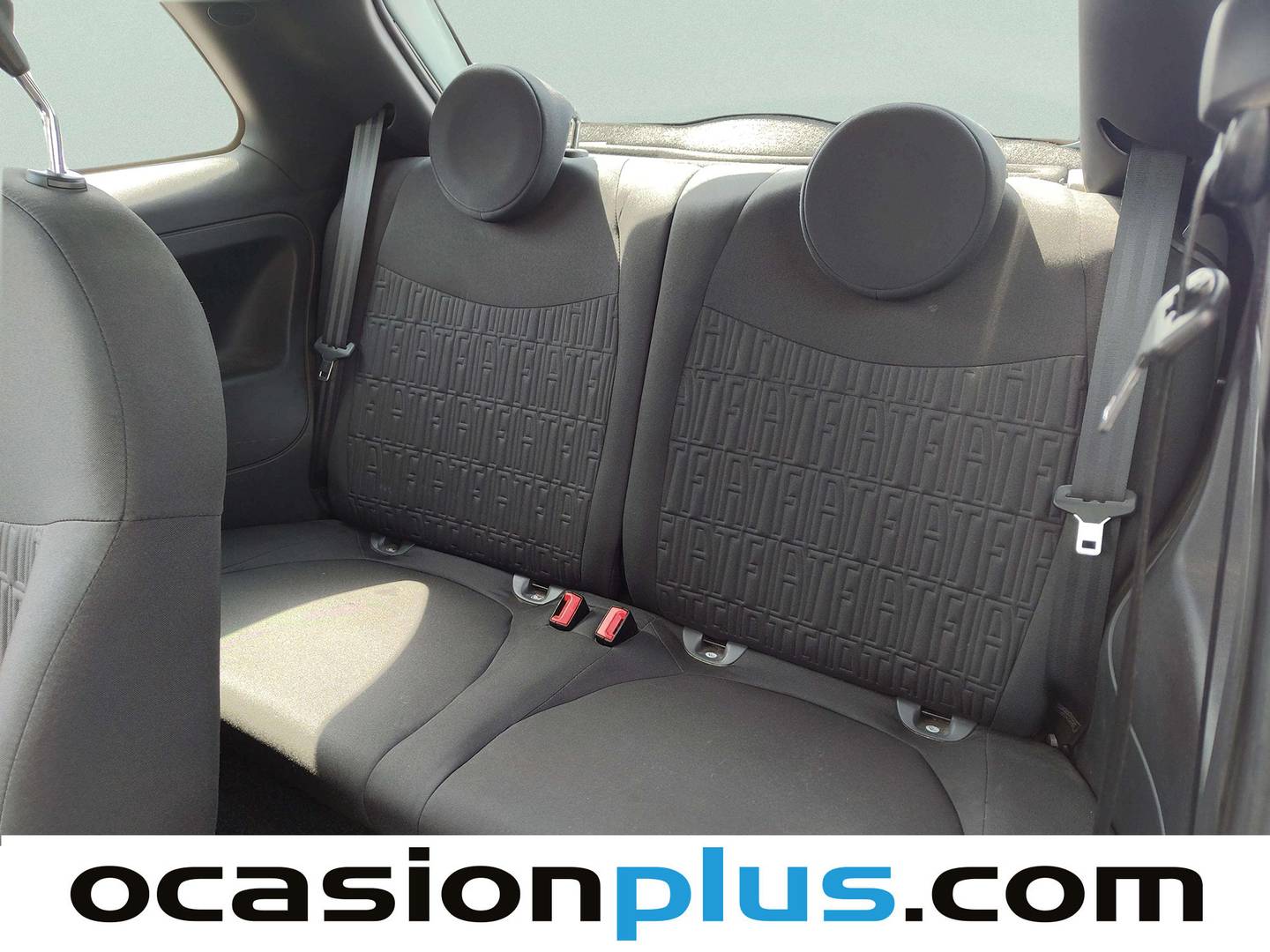 Foto asientos traseros Fiat 500 Fiat 500 1.0 Hybrid Dolcevita (70 CV)