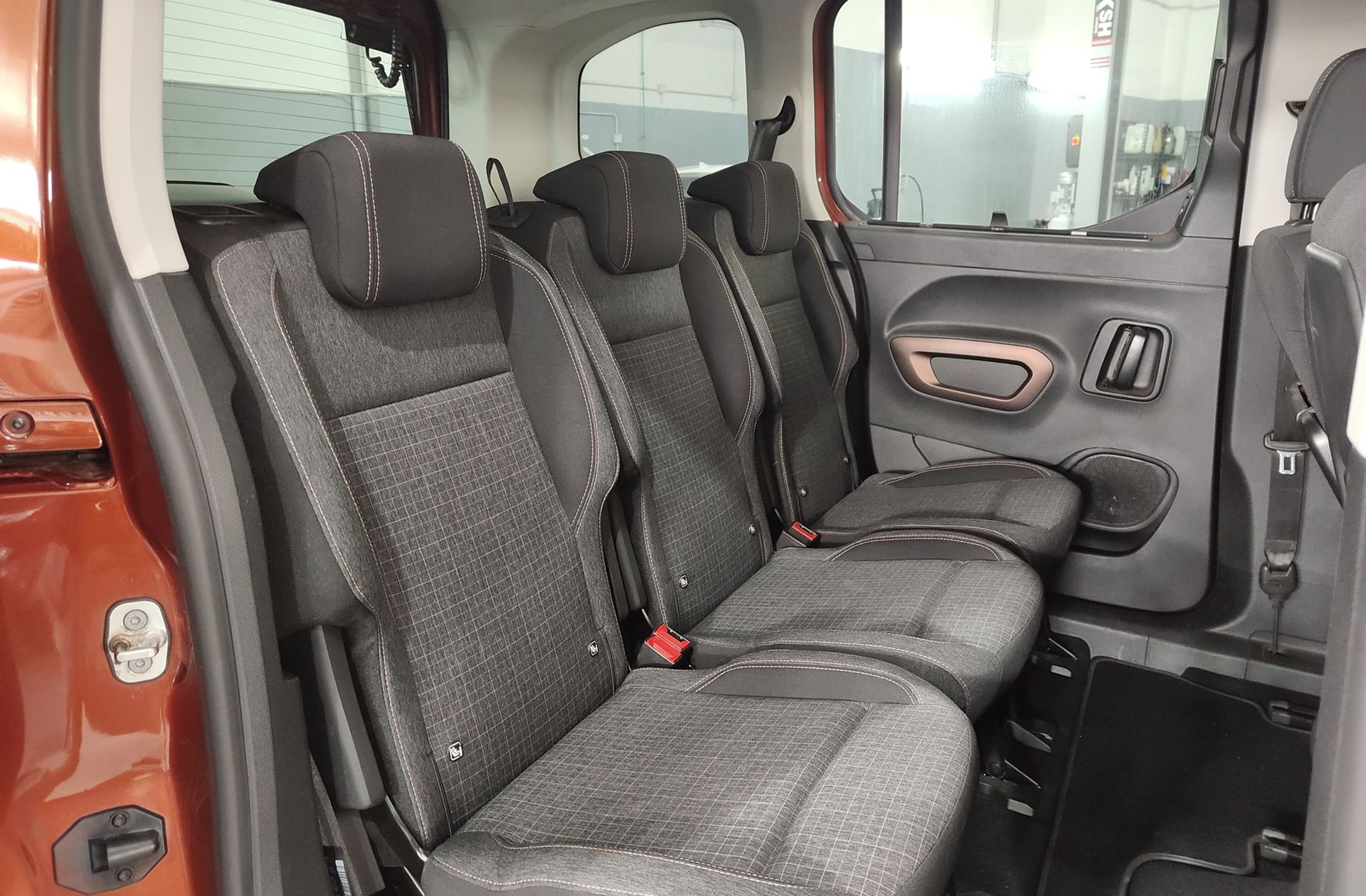 Peugeot Rifter BlueHDi 100 GT Standard - foto 16