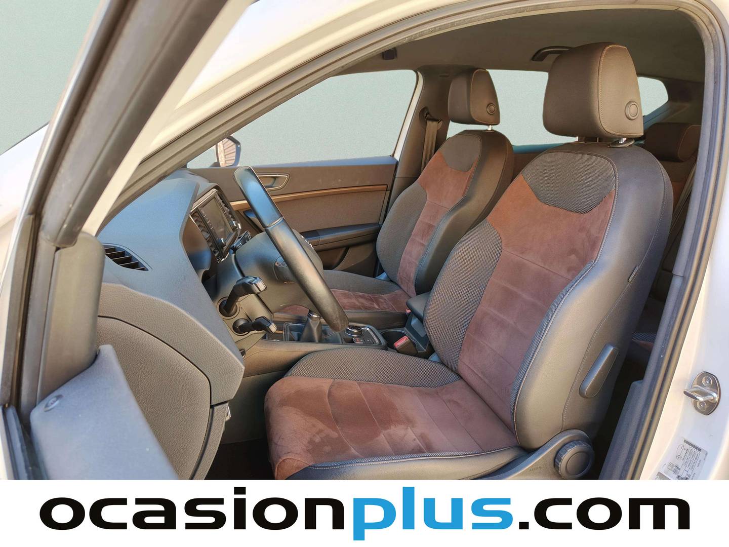 Foto asientos delanteros Seat Ateca Seat Ateca 2.0 TDI S&S Xcellence 4Drive (150 CV)