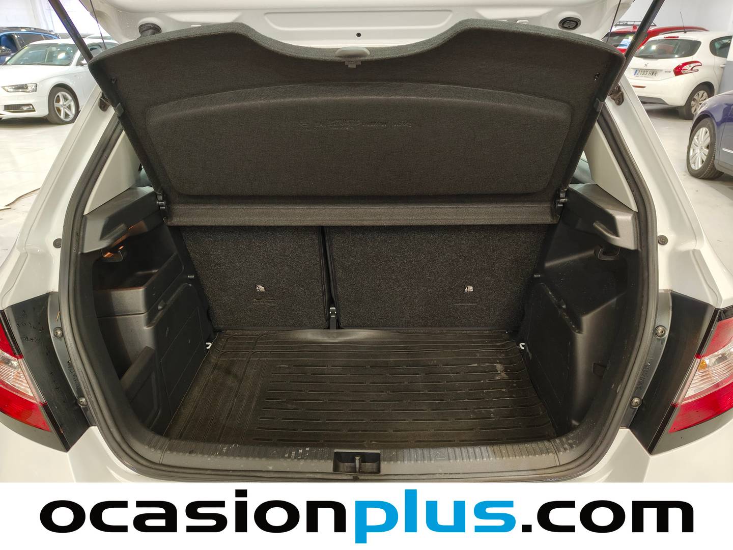 Fotos maletero Skoda Fabia Skoda Fabia 1.0 TSI Like (95 CV)