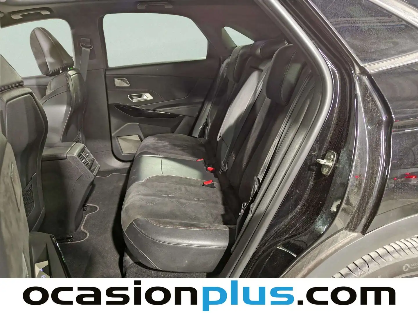 Foto DS DS 7 Crossback DS DS7 Crossback BlueHDi 130 Performance Line Auto (130 CV)