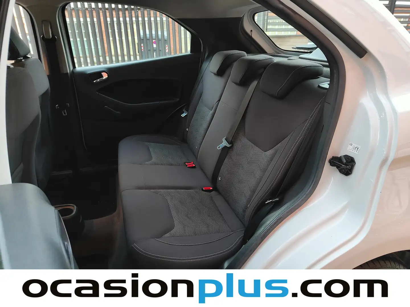 Foto Ford Ka+ Ford Ka+ 1.2 Ti-VCT Essential  (70 CV)