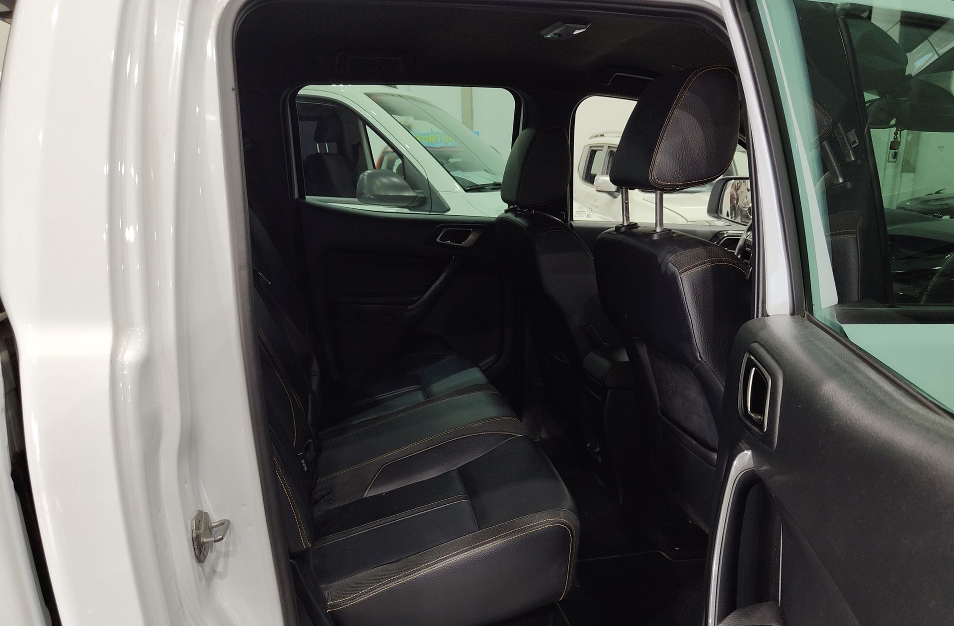 Ford Ranger Pickup 2.0 EcoBlue Doble Cabina Wildtrack 4x4 - foto 21