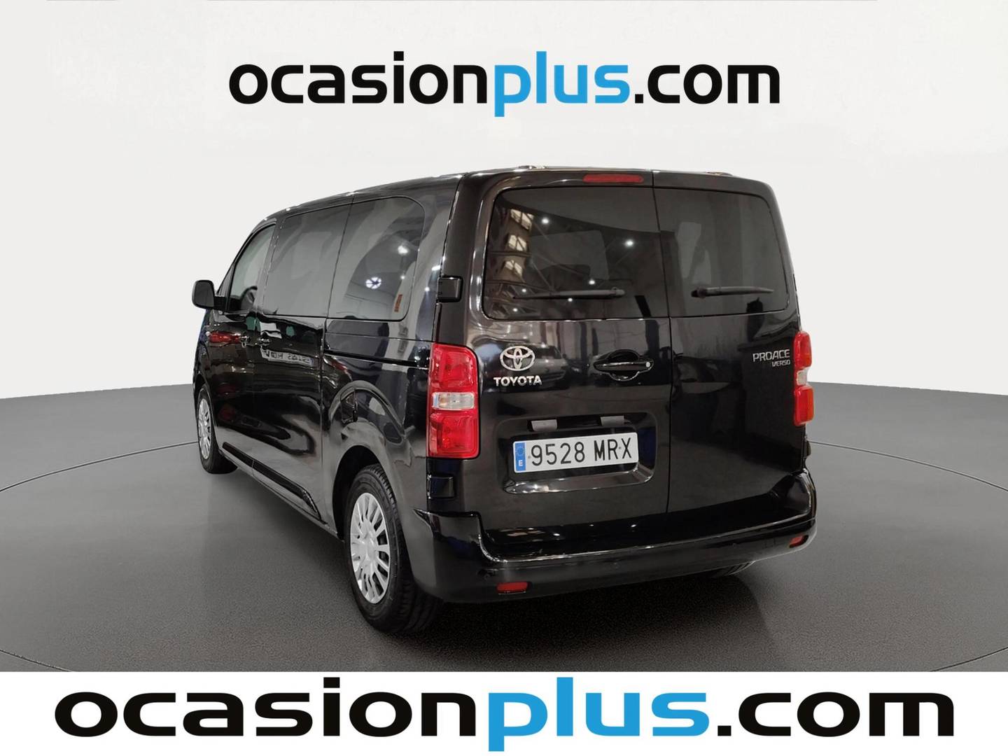 Foto delantera Toyota Proace Verso Toyota Proace Verso 2.0D VX Shuttle (145 CV) derecha