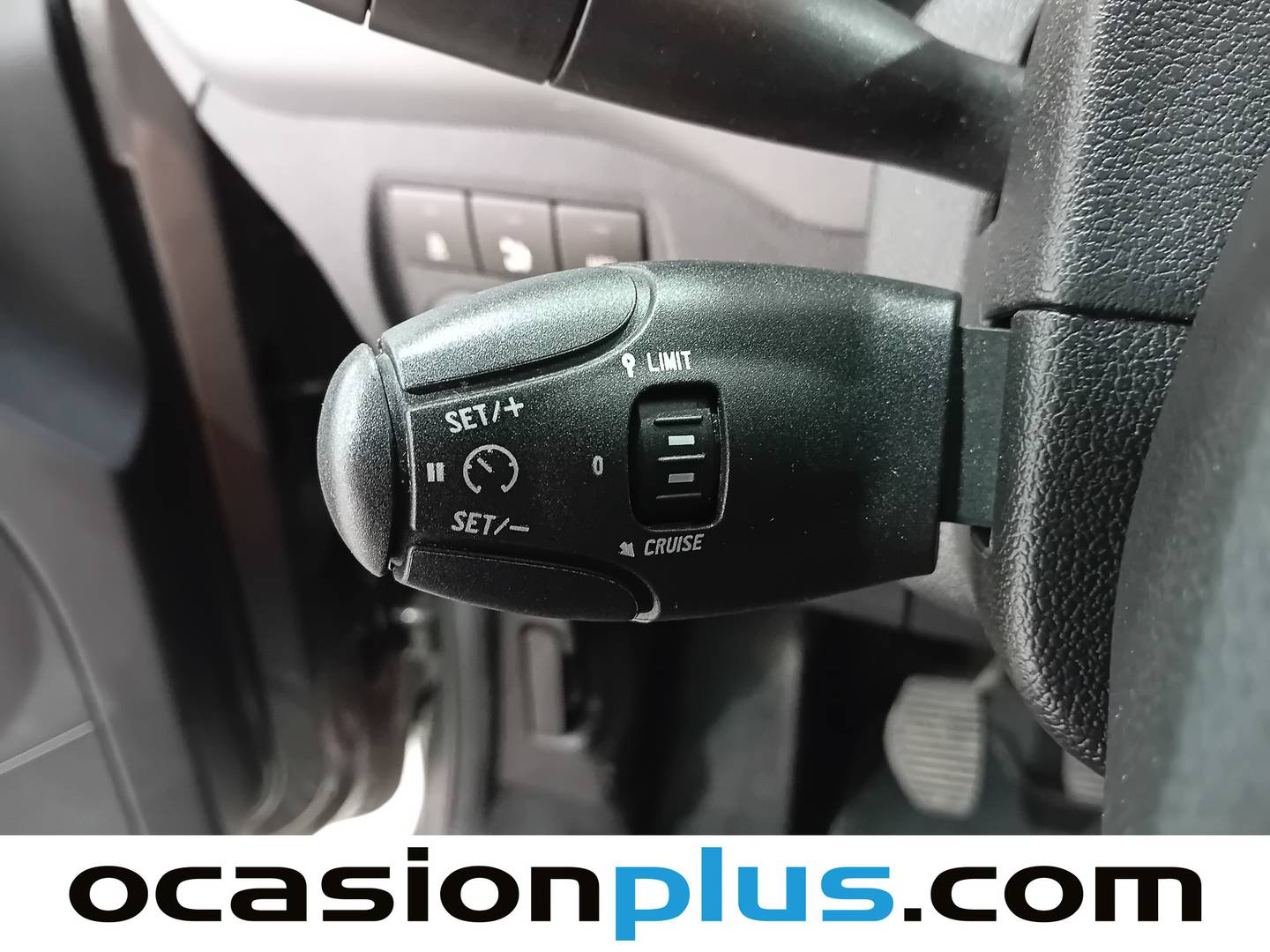 Acabados Peugeot Partner Peugeot Partner Tepee Combi 1.2 PureTech Adventure Edition (110 CV)