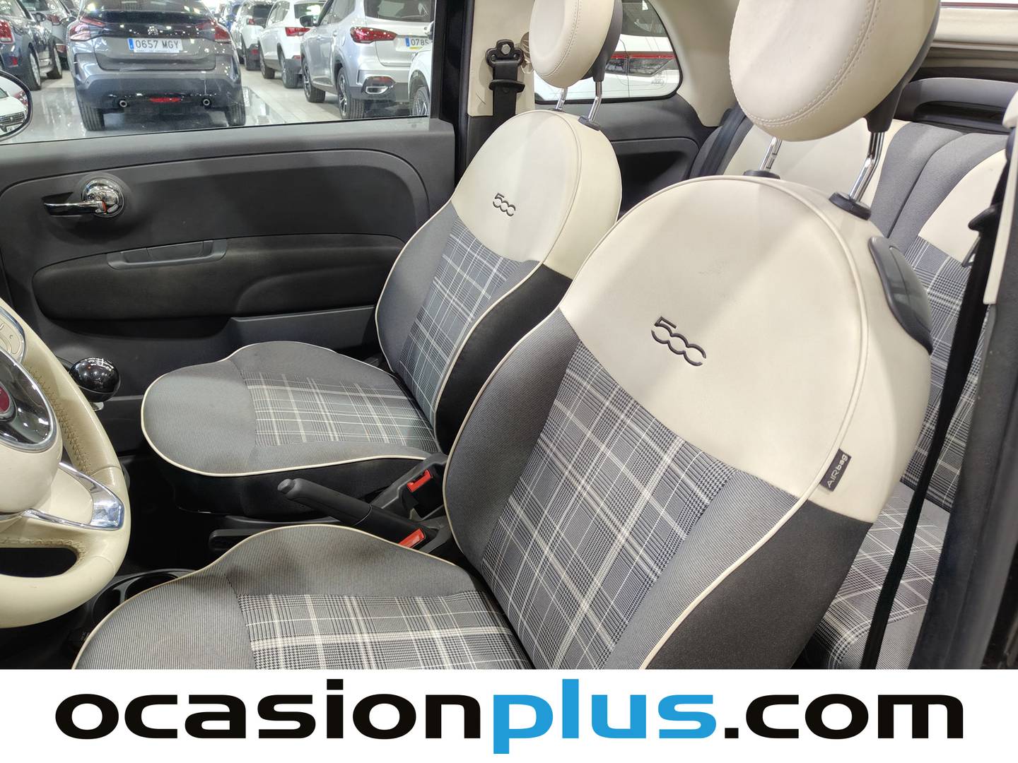 Foto asientos delanteros Fiat 500C Fiat 500C 1.2 8v Cabrio Lounge (69 CV)