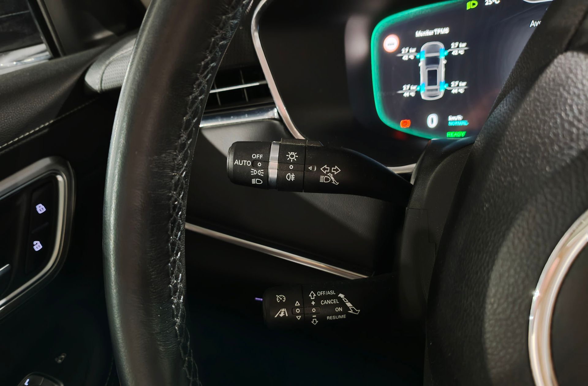 MG Marvel R 70kWh Luxury - foto 30