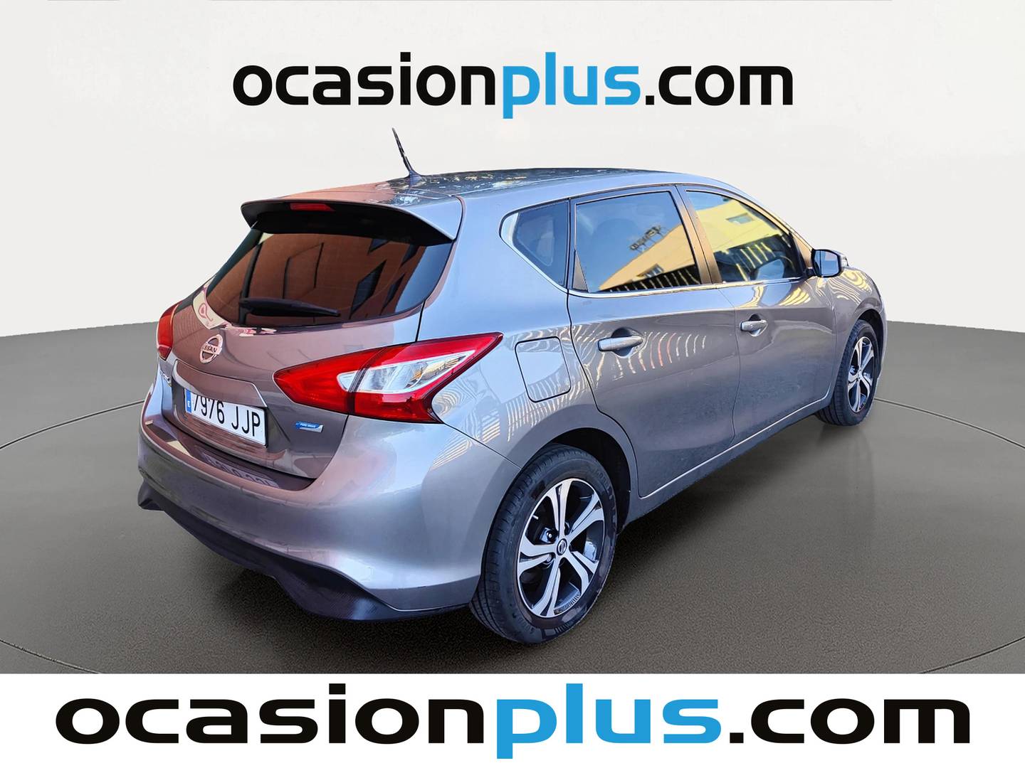 Foto trasera Nissan PULSAR Nissan Pulsar 1.5 dCi Acenta (110 CV) derecha