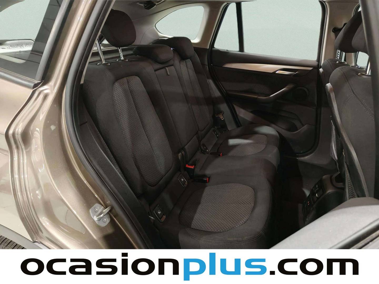 Foto BMW X1 BMW X1 sDrive18i  (140 CV)