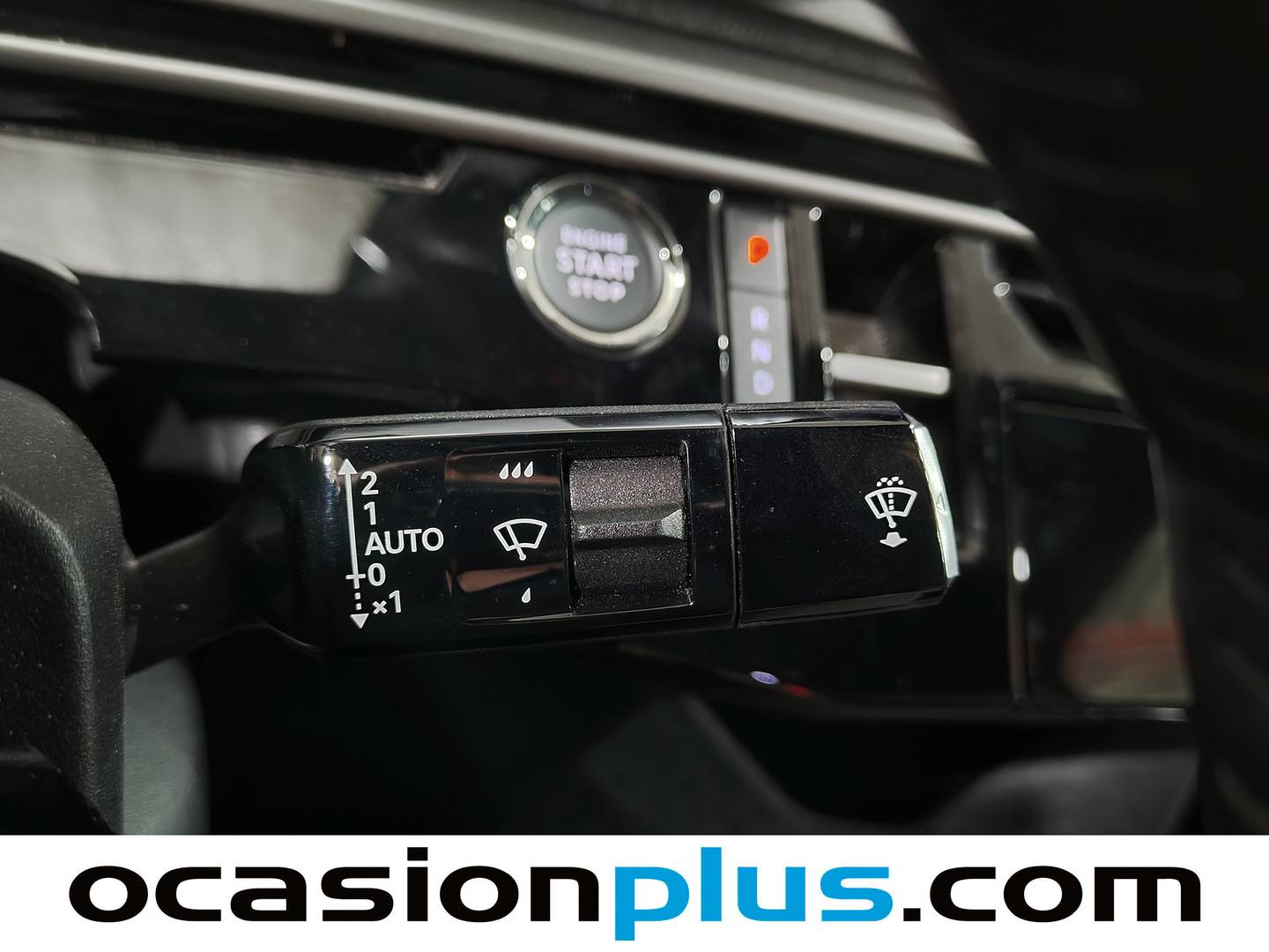 Peugeot 3008 Peugeot 3008 Hybrid 145 Allure eDCS6 (145 CV) seminuevo