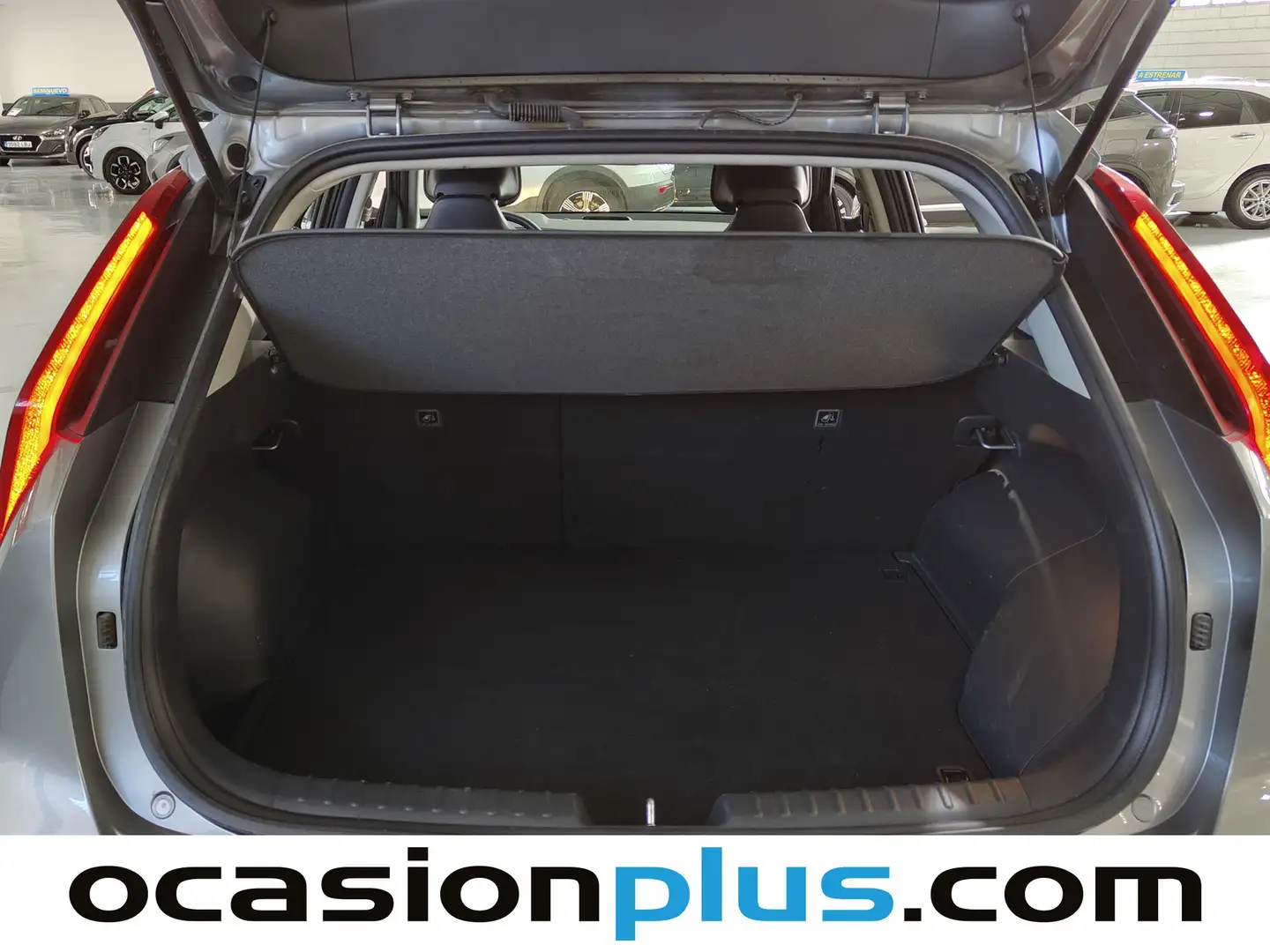 Foto KIA Niro Kia Niro 1.6 GDi PHEV Híbrido Concept (183 CV)