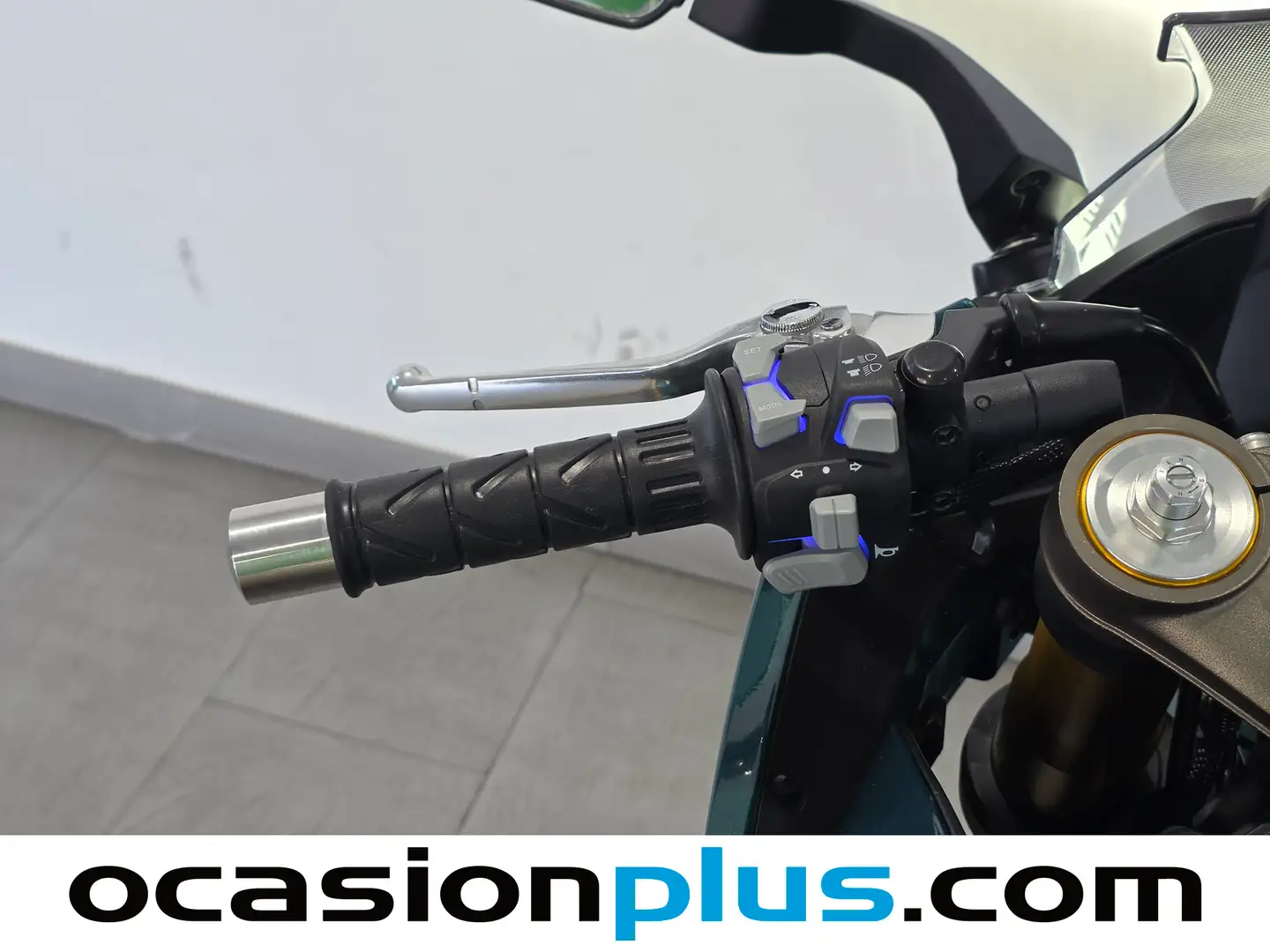 Foto Mitt 775 R Mitt 775 R (75 CV)