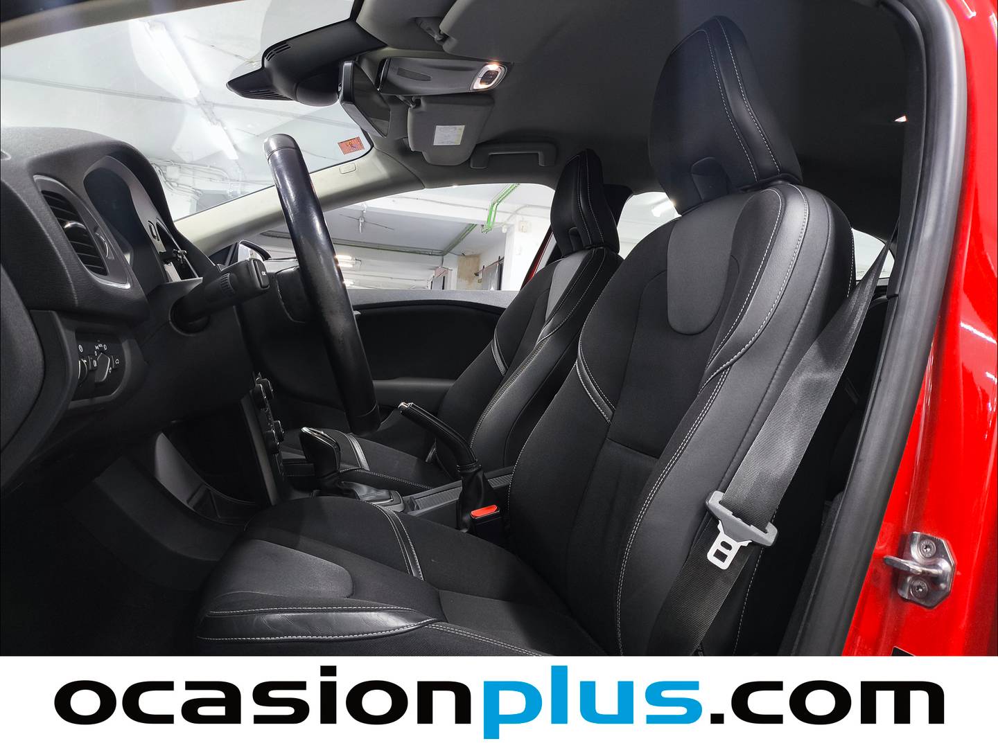 Foto asientos delanteros Volvo V40 Volvo V40 2.0 D3 Momentum Auto (150 CV)