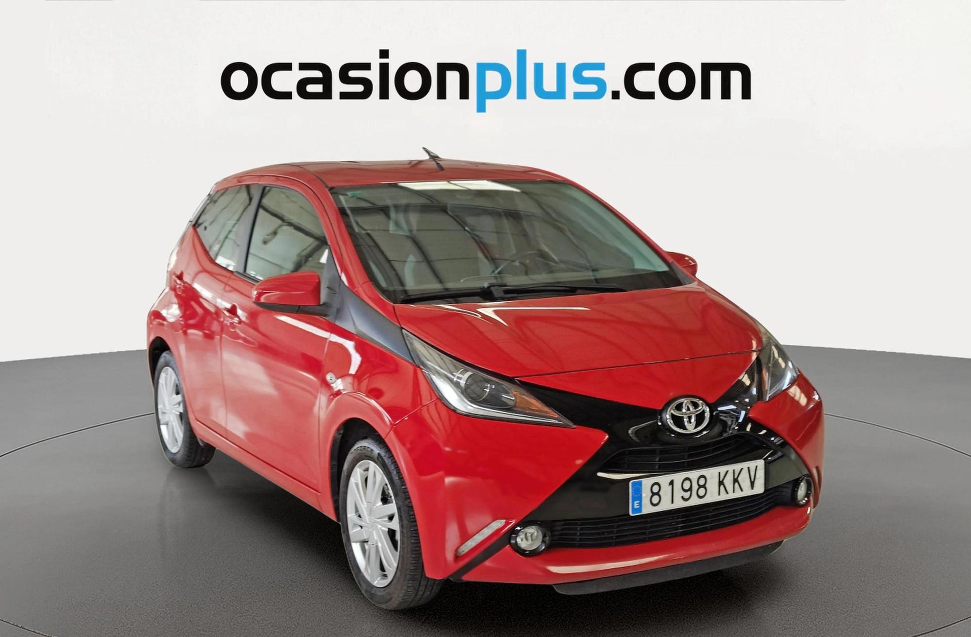 Toyota Aygo 1.0 70 x-play - foto 2