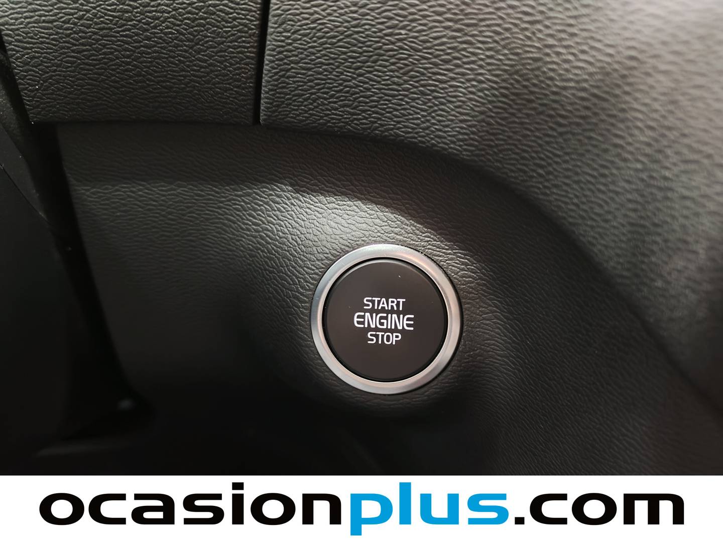 Foto Volvo XC40 Volvo XC40 T2 Momentum Core Auto (129 CV)