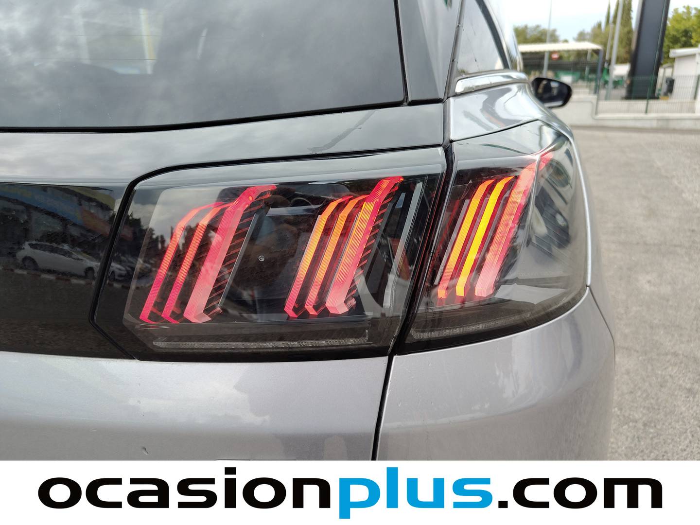 Foto Peugeot 3008 Hybrid Peugeot 3008 Hybrid GT eDCS6 (136 CV)