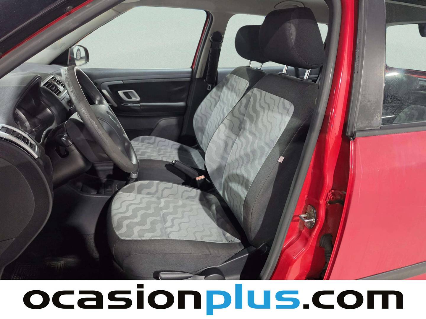Foto asientos delanteros Skoda Fabia Skoda Fabia 1.2 Young (60 CV)