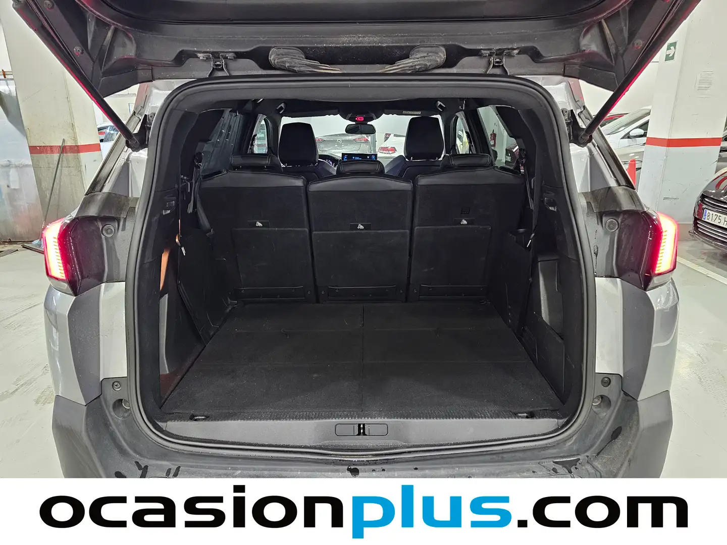 Foto Peugeot 5008 Peugeot 5008 PureTech 130 S&S Allure Pack EAT8 (130 CV) 7 PLAZAS