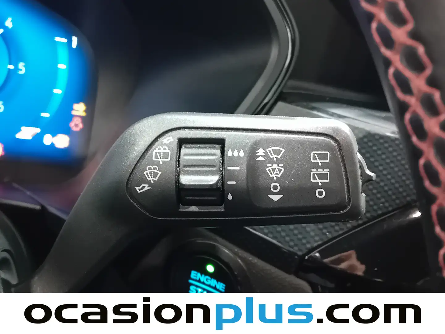 Foto Ford Kuga Ford Kuga 2.0 EcoBlue ST-Line 4x4 Auto (190 CV)