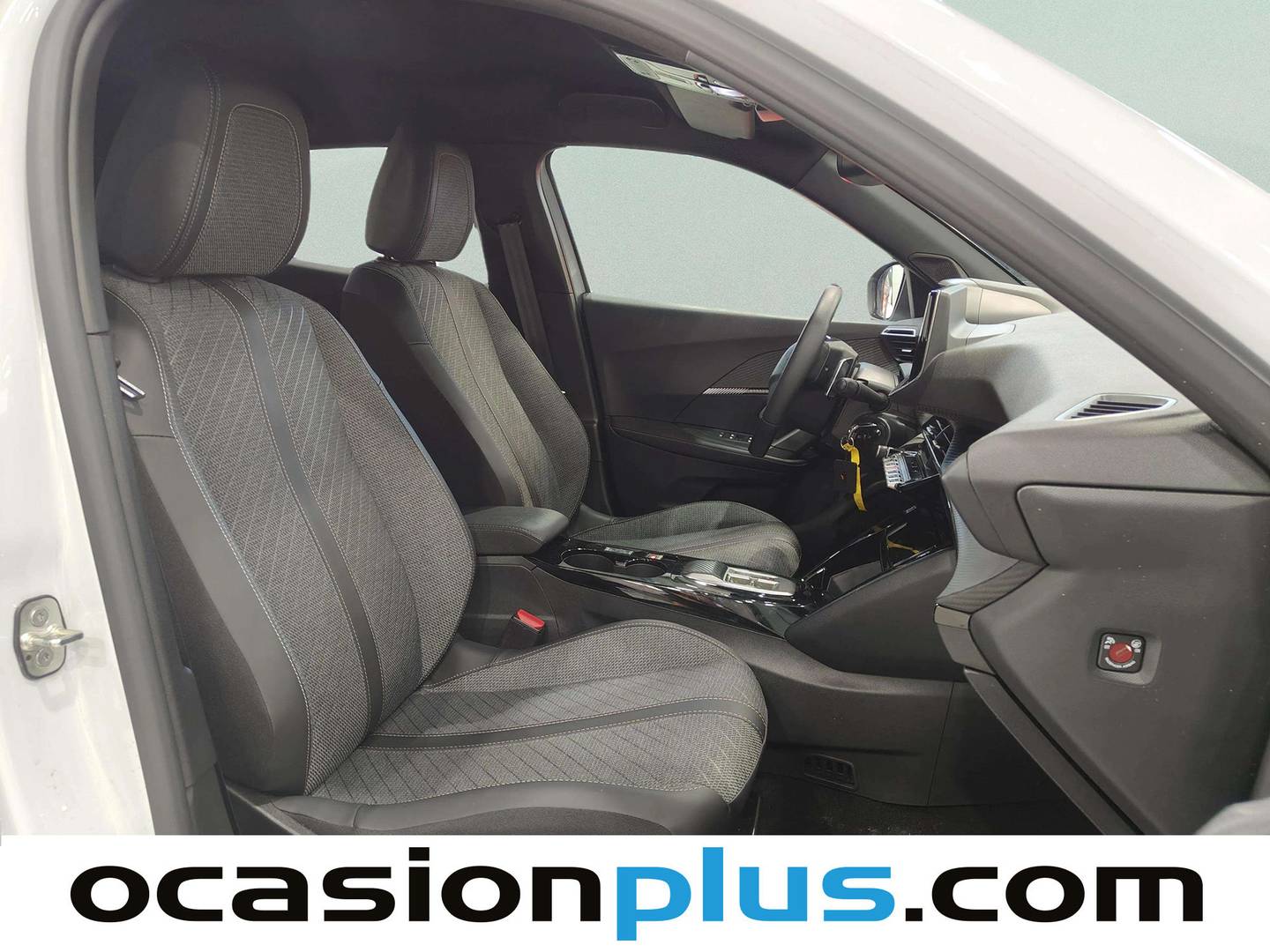 Peugeot 2008 Peugeot 2008 Allure Hybrid eDCS6 (145 CV) híbrido