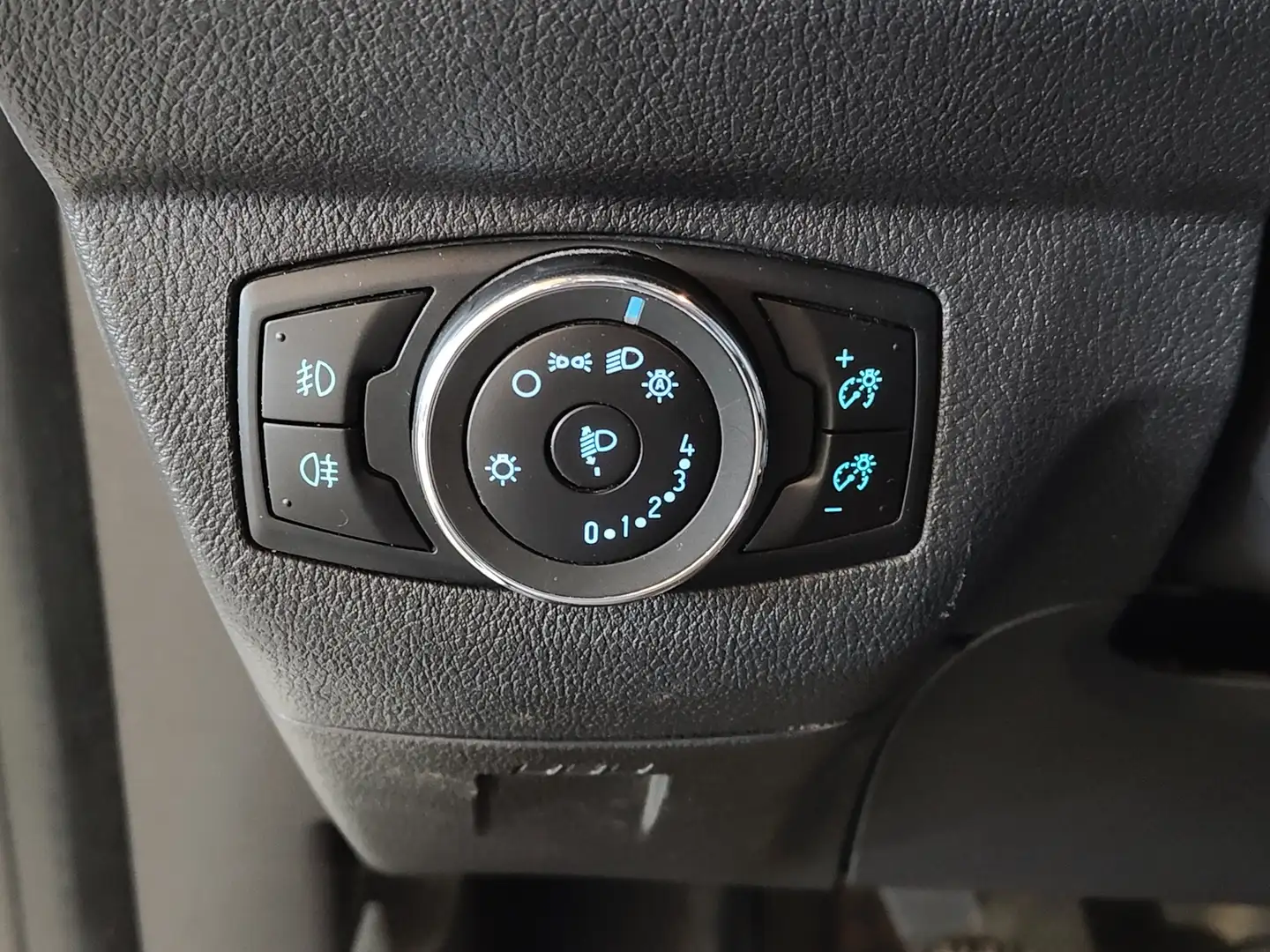 Foto Ford Transit Courier Ford Transit Courier Furgon 1.5 TDCI Trend (100 CV)