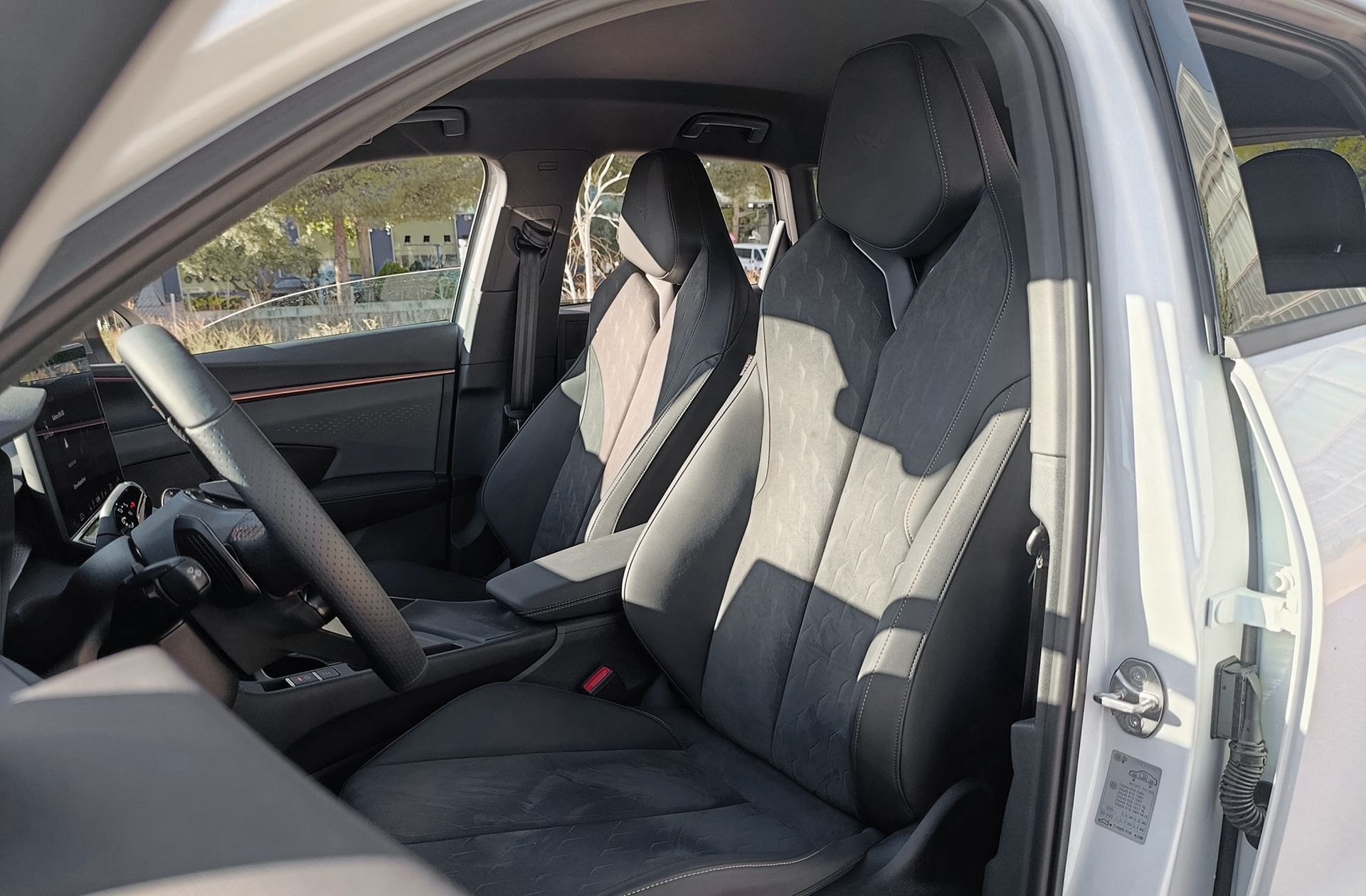 Cupra Terramar 1.5 eTSI Beyond DSG - foto 12