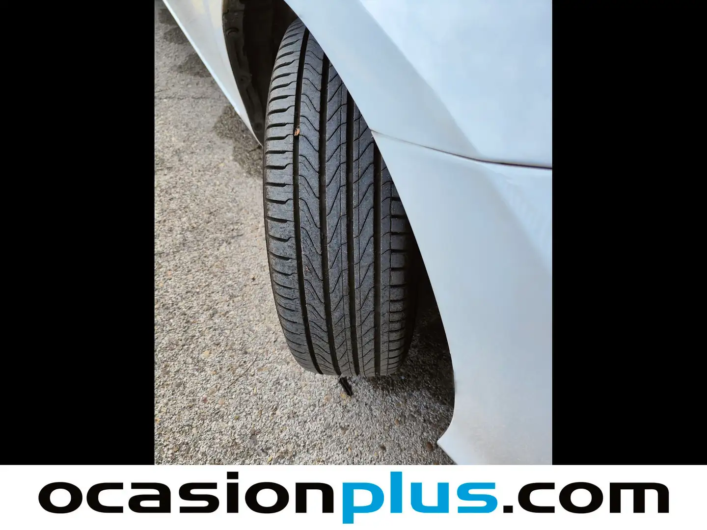 Foto Toyota Auris Toyota Auris 1.8 Hybrid Active  (136 CV)