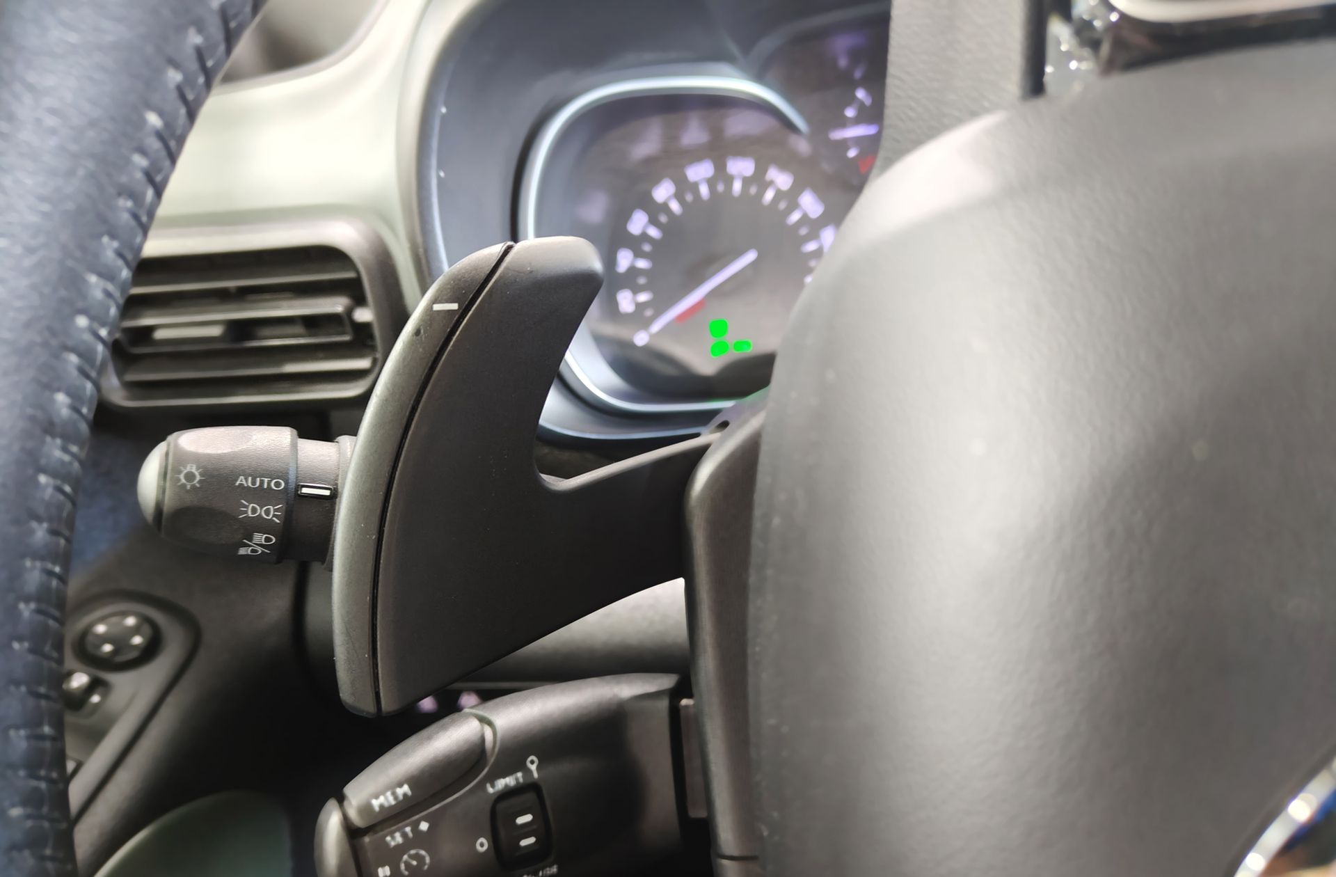 Citroën Berlingo BlueHDi 130 Talla M Shine EAT8 - foto 32