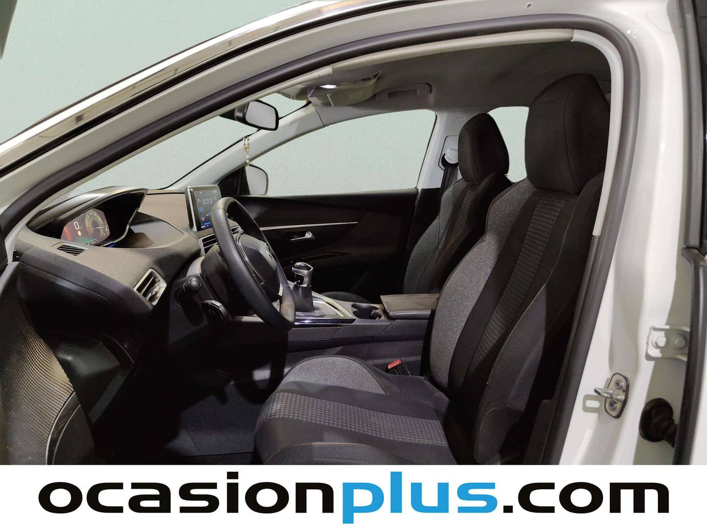 Foto asientos delanteros Peugeot 3008 Peugeot 3008 PureTech 130 Active (130 CV)