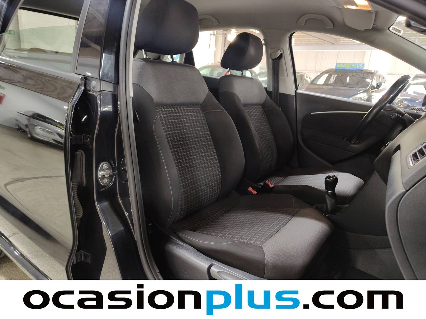 Foto Volkswagen Polo Volkswagen Polo Advance 1.4 TDI BMT (90 CV)