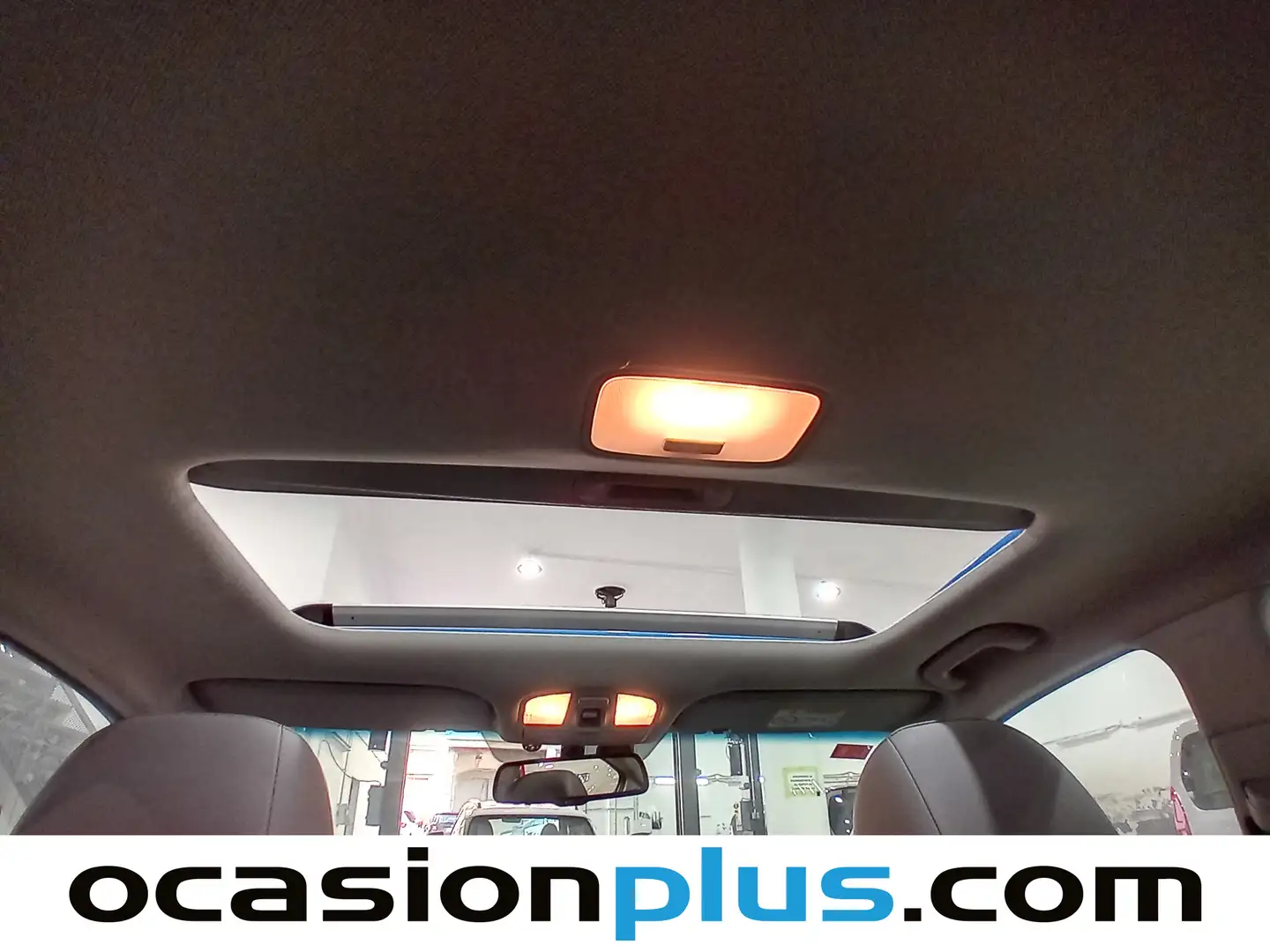 Foto Hyundai Elantra Hyundai Elantra 1.6 CRDi BlueDrive Style DCT (136 CV)