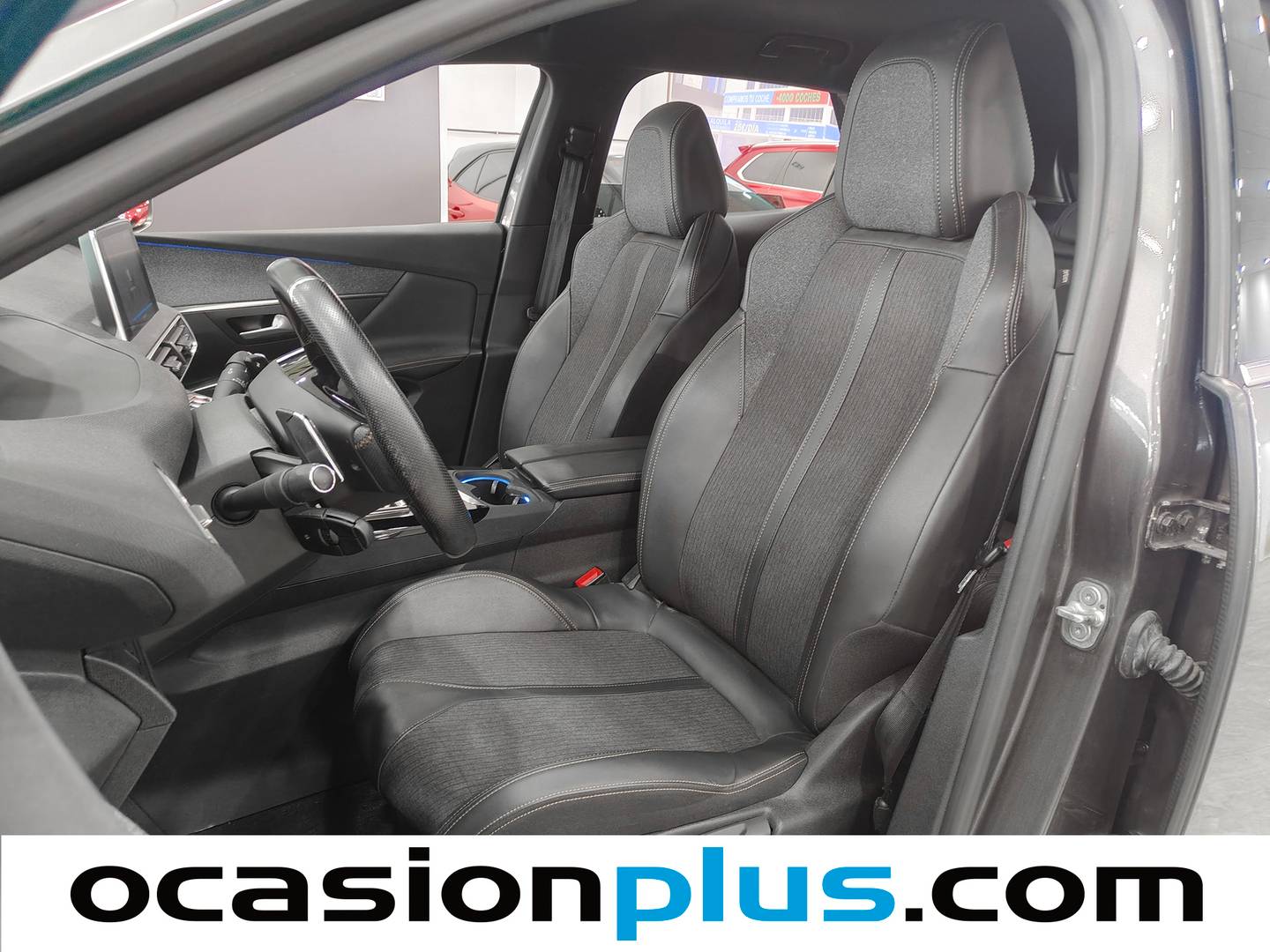Foto asientos delanteros Peugeot 3008 Peugeot 3008 BlueHDI 130 S&S GT Line EAT8 (130 CV)